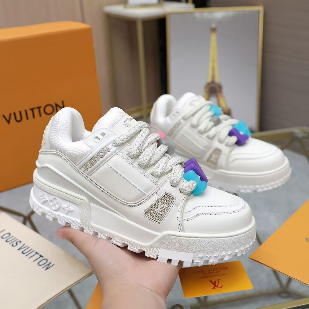LV Trainer Maxi White