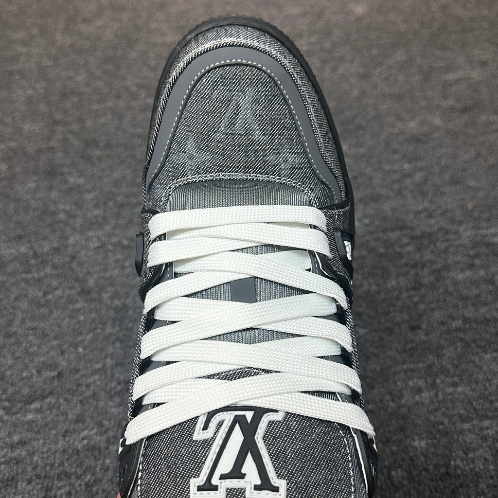LOUIS VUITTON Trainer grey-black