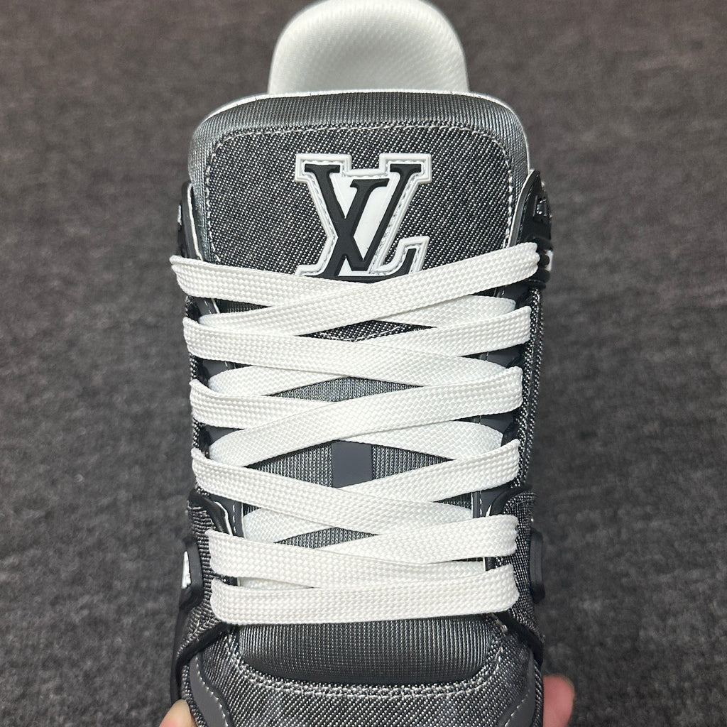 LOUIS VUITTON Trainer grey-black
