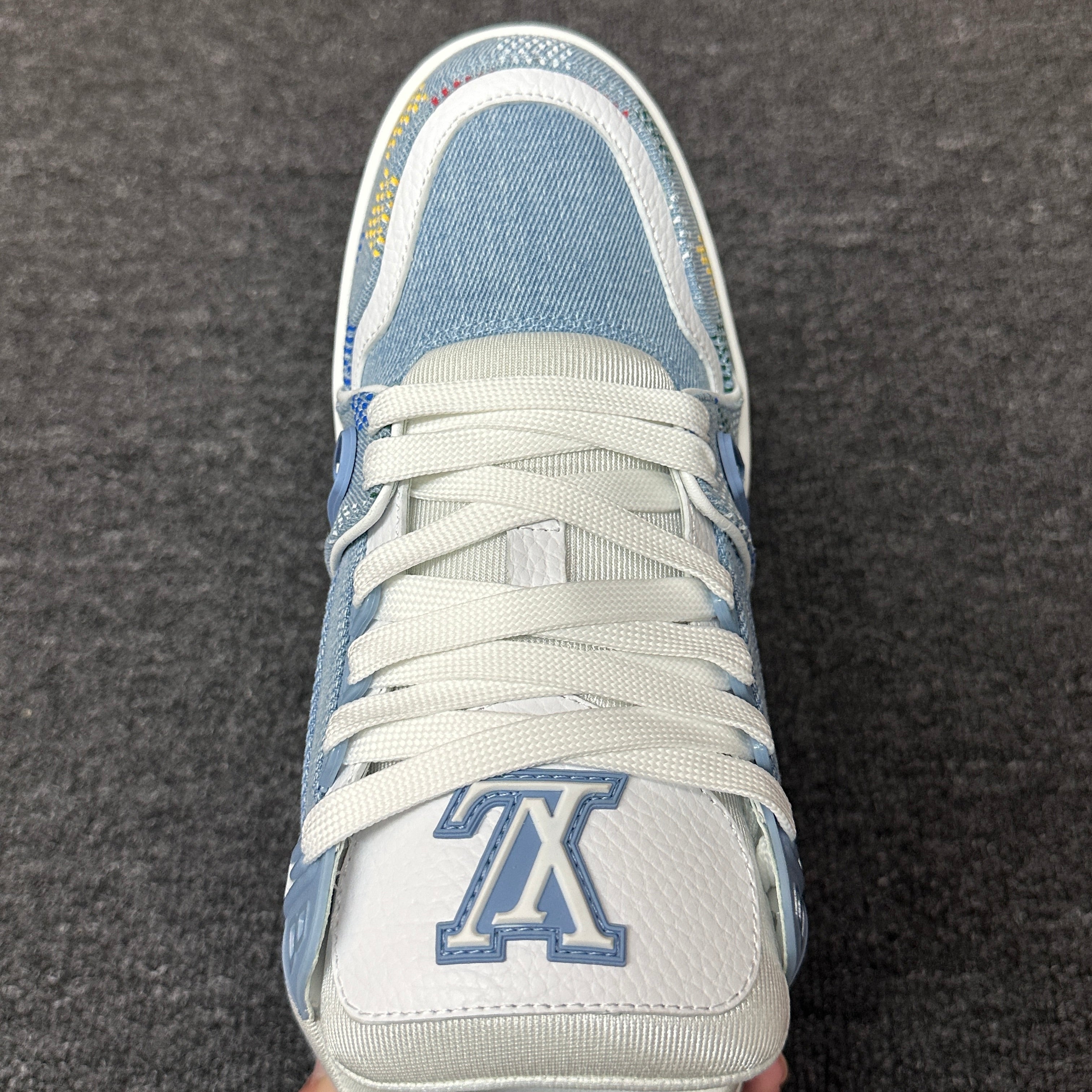 LOUIS VUITTON Trainer blue