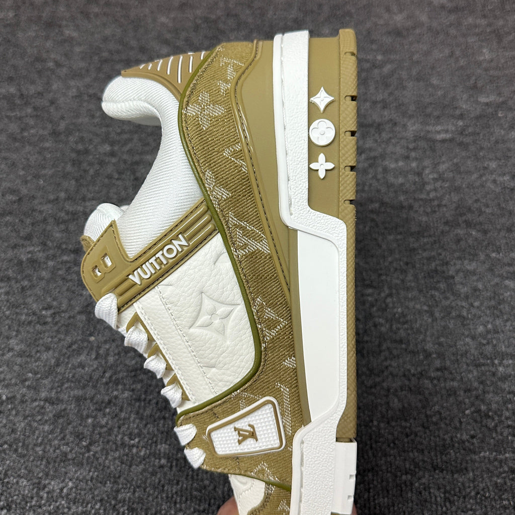 LOUIS VUITTON Trainer Beige Brown