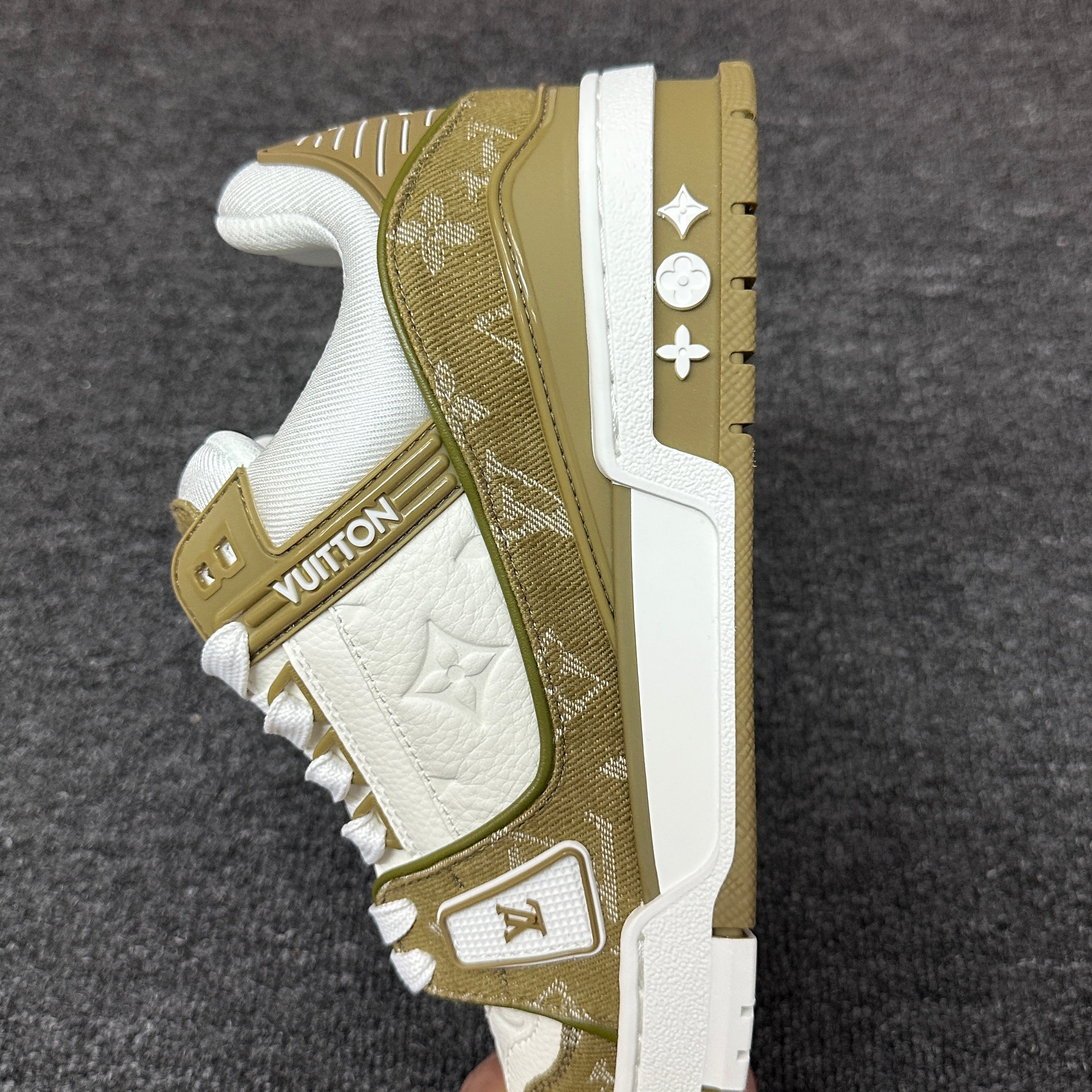 LOUIS VUITTON Trainer Beige Brown