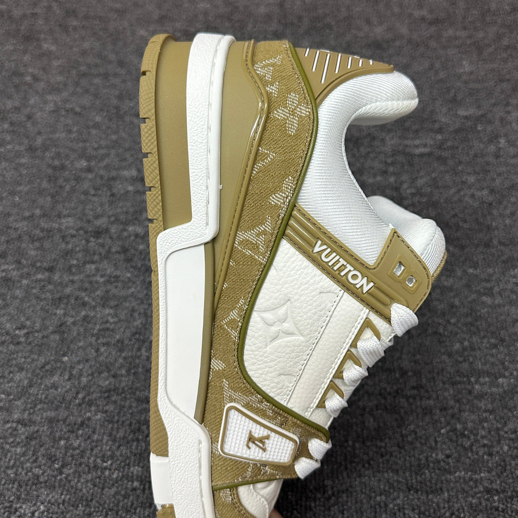 LOUIS VUITTON Trainer Beige Brown
