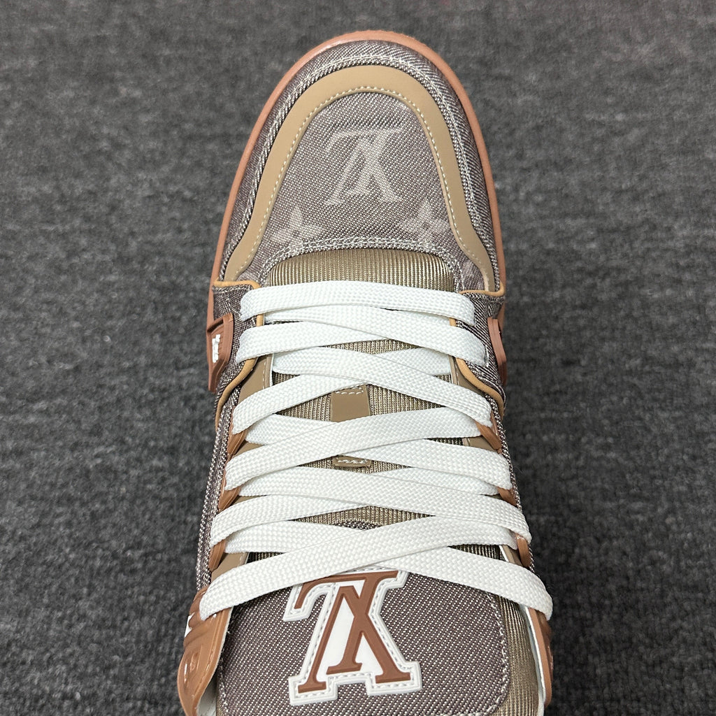 LOUIS VUITTON Trainer Brown