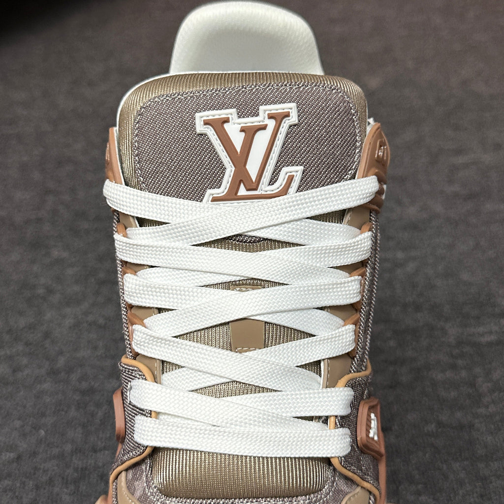 LOUIS VUITTON Trainer Brown