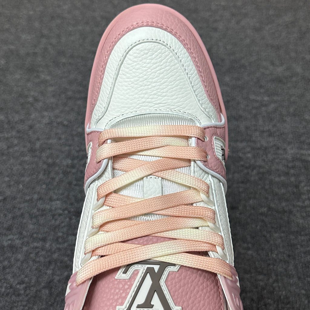 LOUIS VUITTON Trainer WHITE POWDER