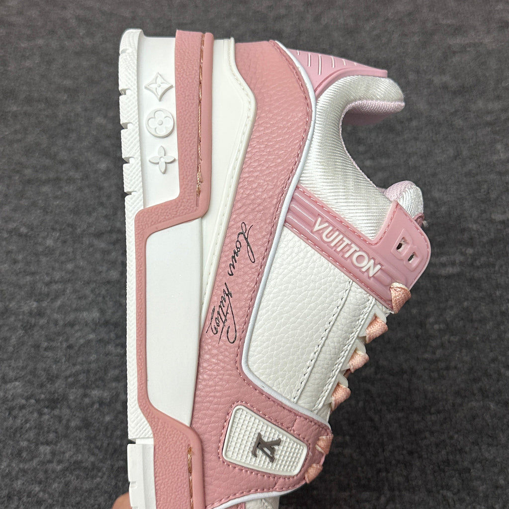 LOUIS VUITTON Trainer WHITE POWDER