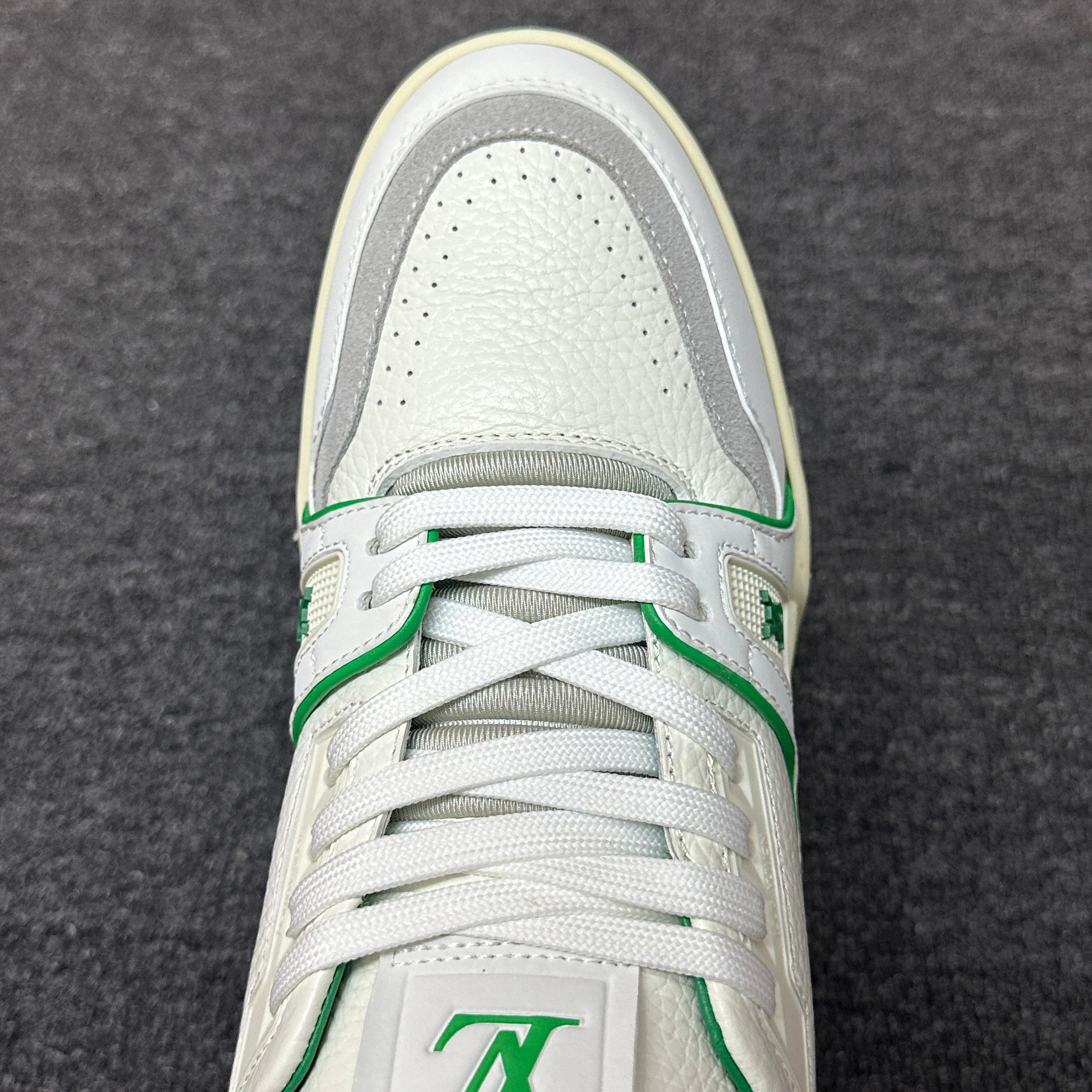 LOUIS VUITTON Trainer WHITE-GREEN