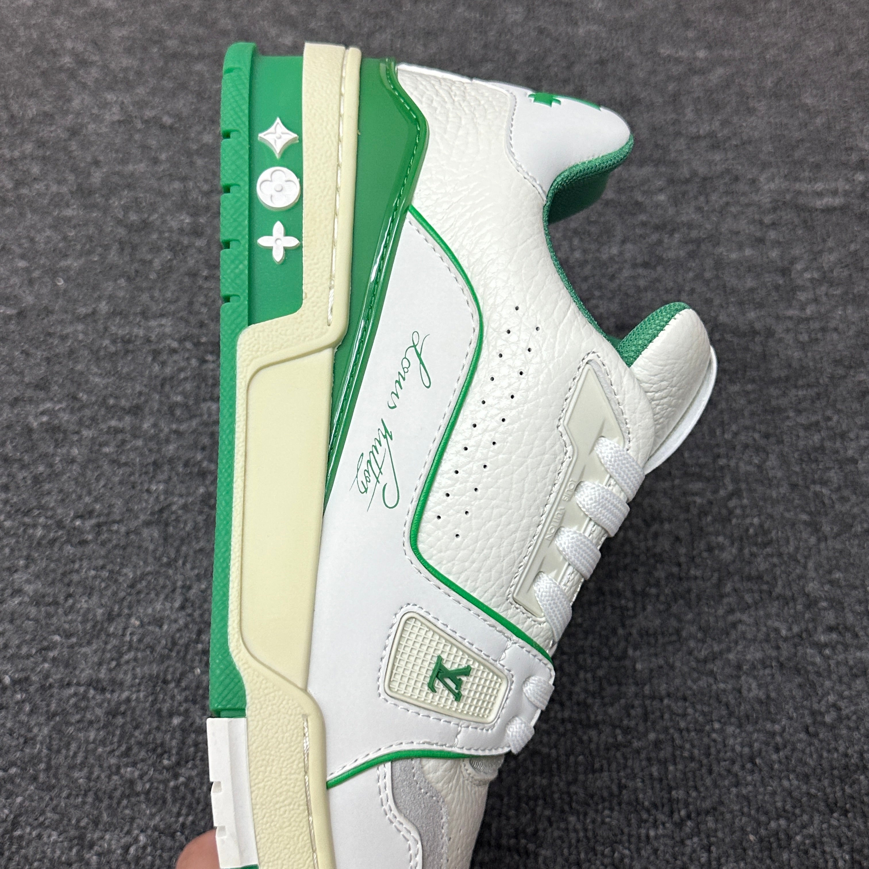 LOUIS VUITTON Trainer WHITE-GREEN