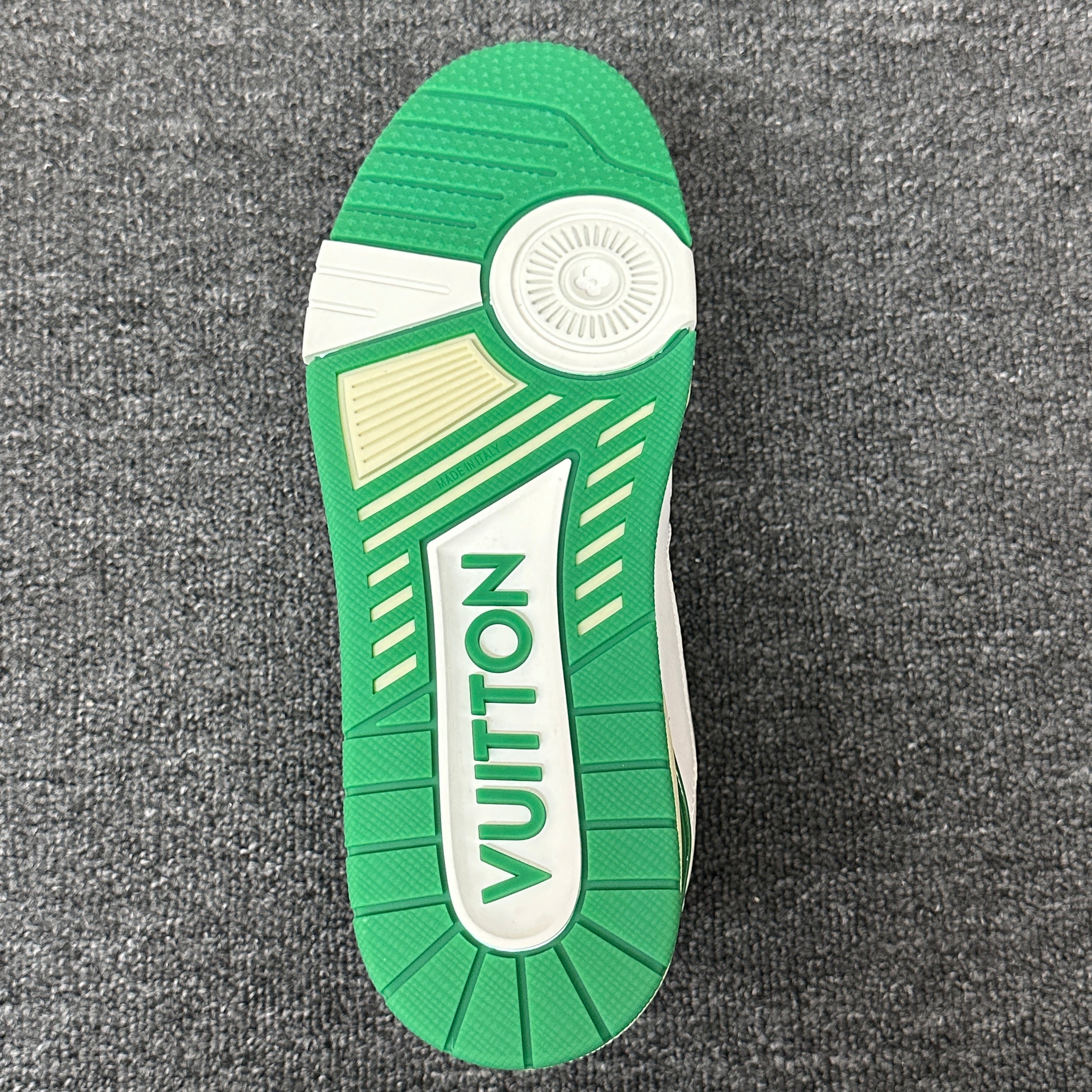 LOUIS VUITTON Trainer WHITE-GREEN