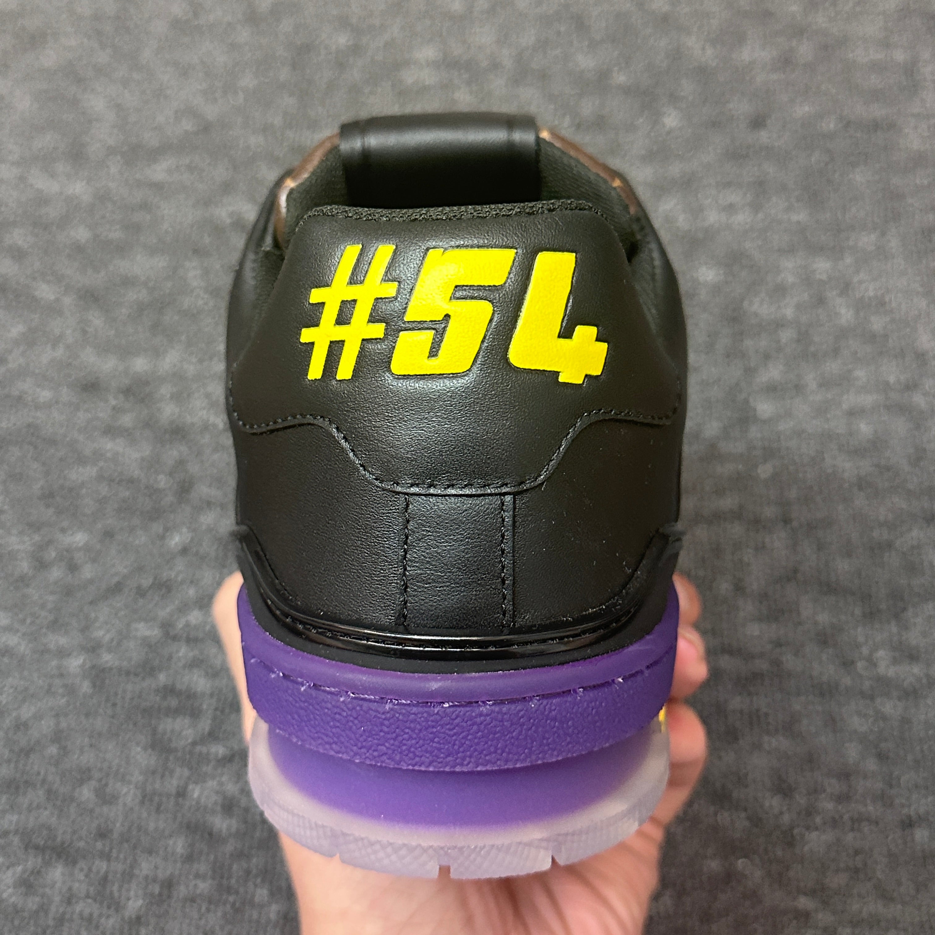 LOUIS VUITTON Trainer PURPLE LAKERS