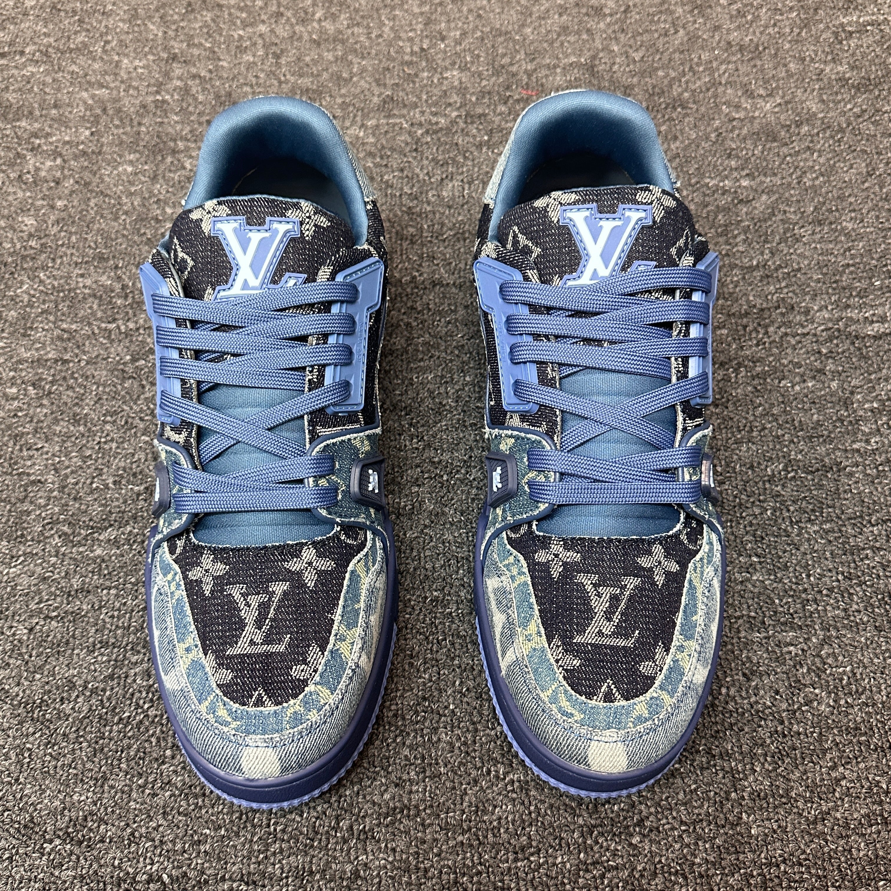 LOUIS VUITTON Trainer Brown green