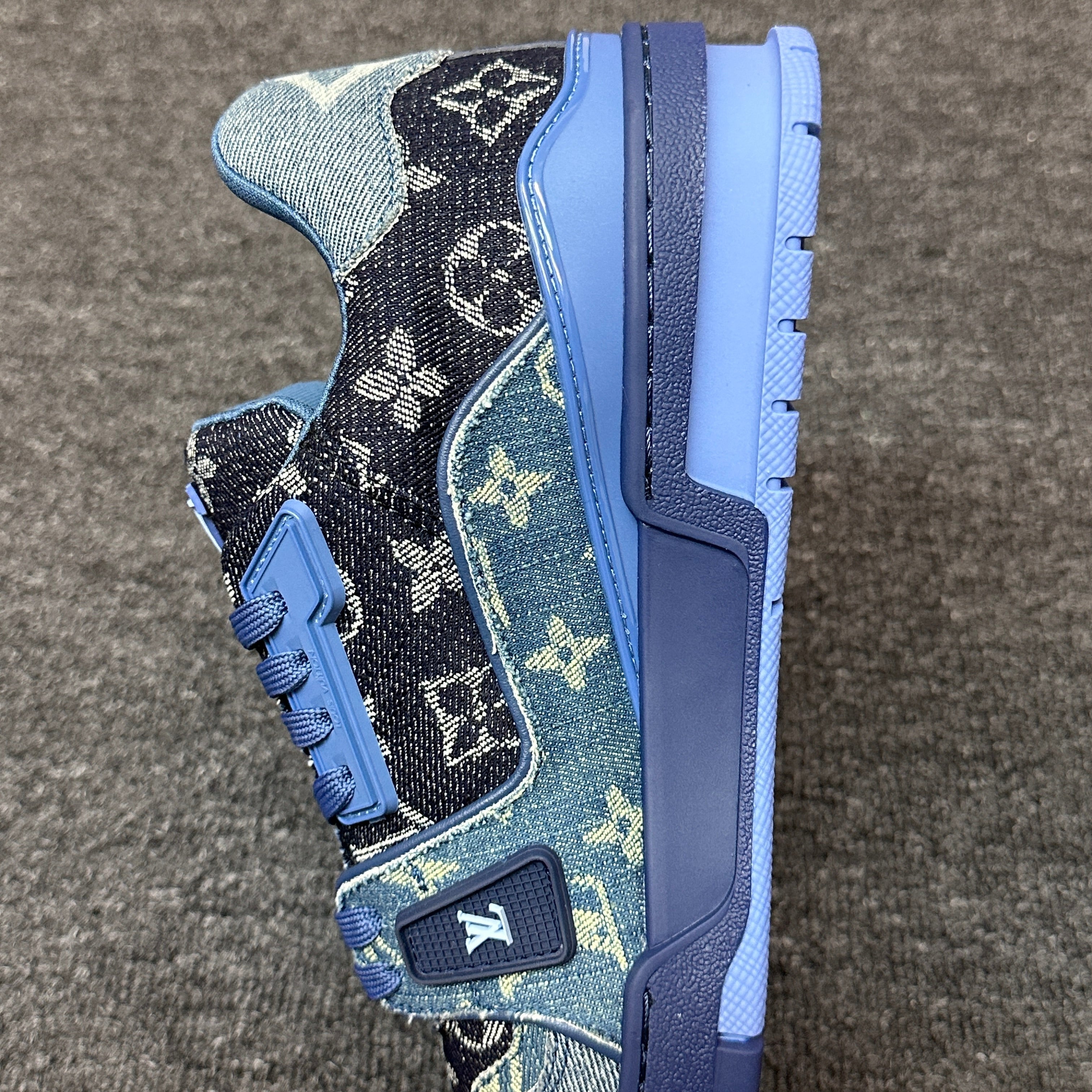 LOUIS VUITTON Trainer Brown green