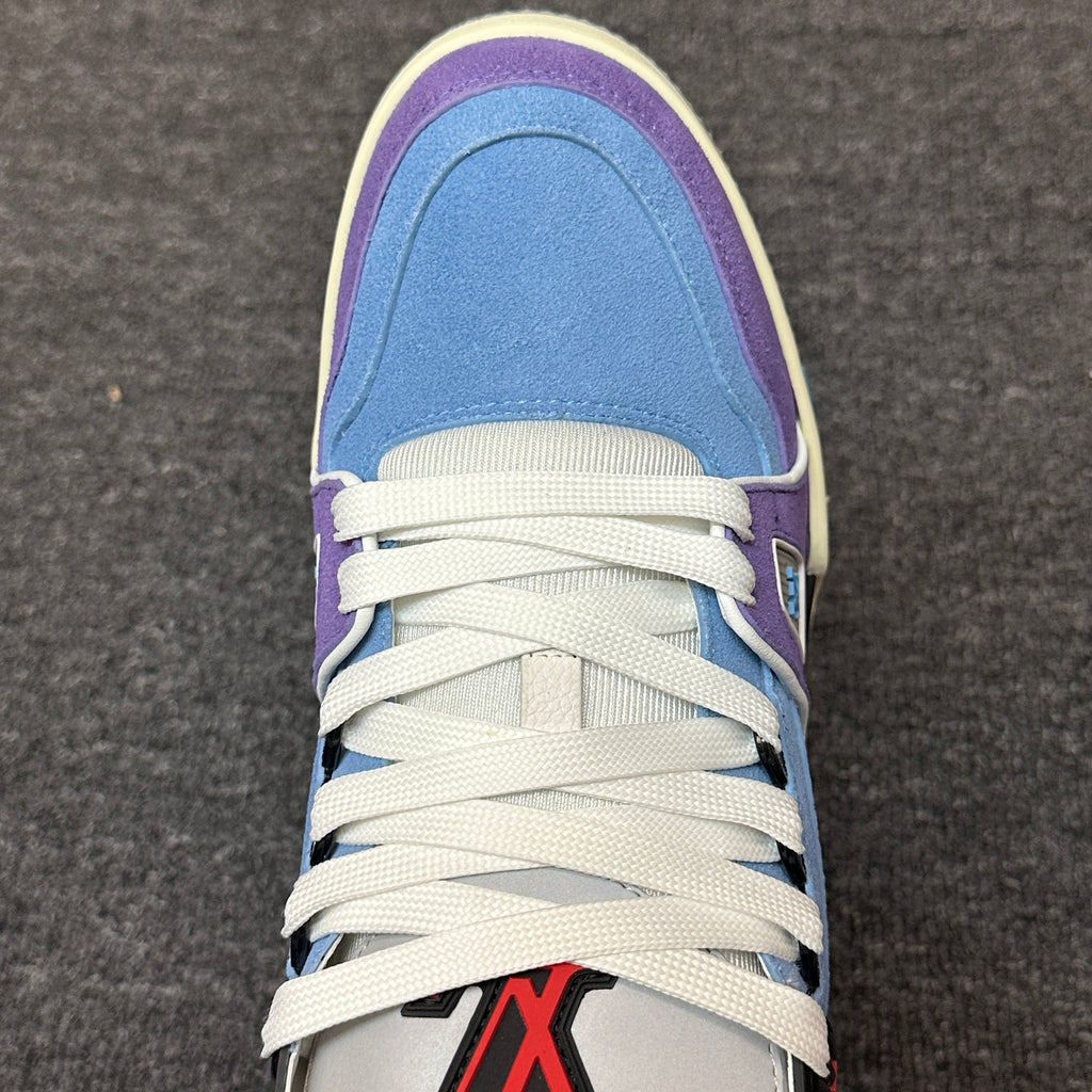 LOUIS VUITTON Trainer Blue violet