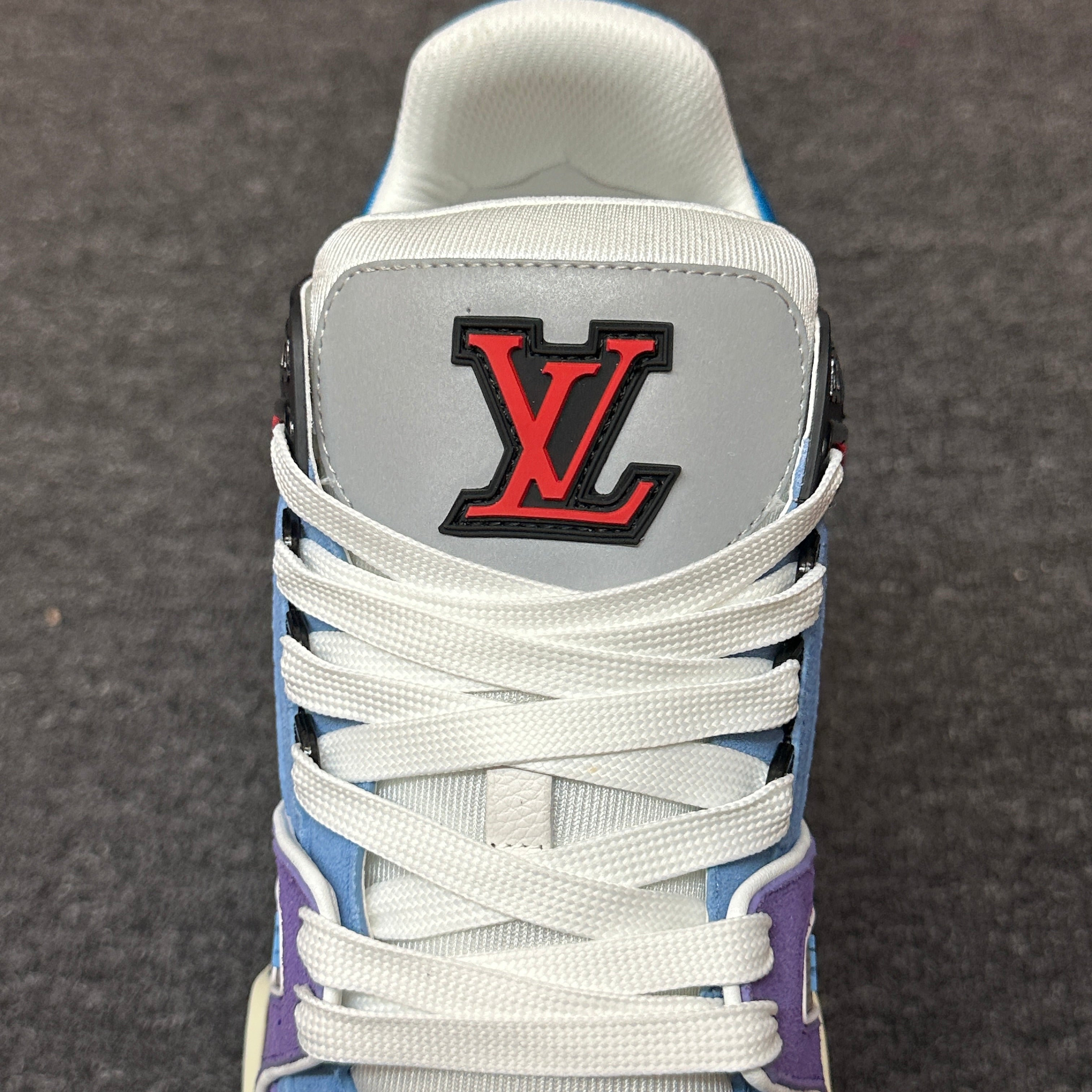LOUIS VUITTON Trainer Blue violet