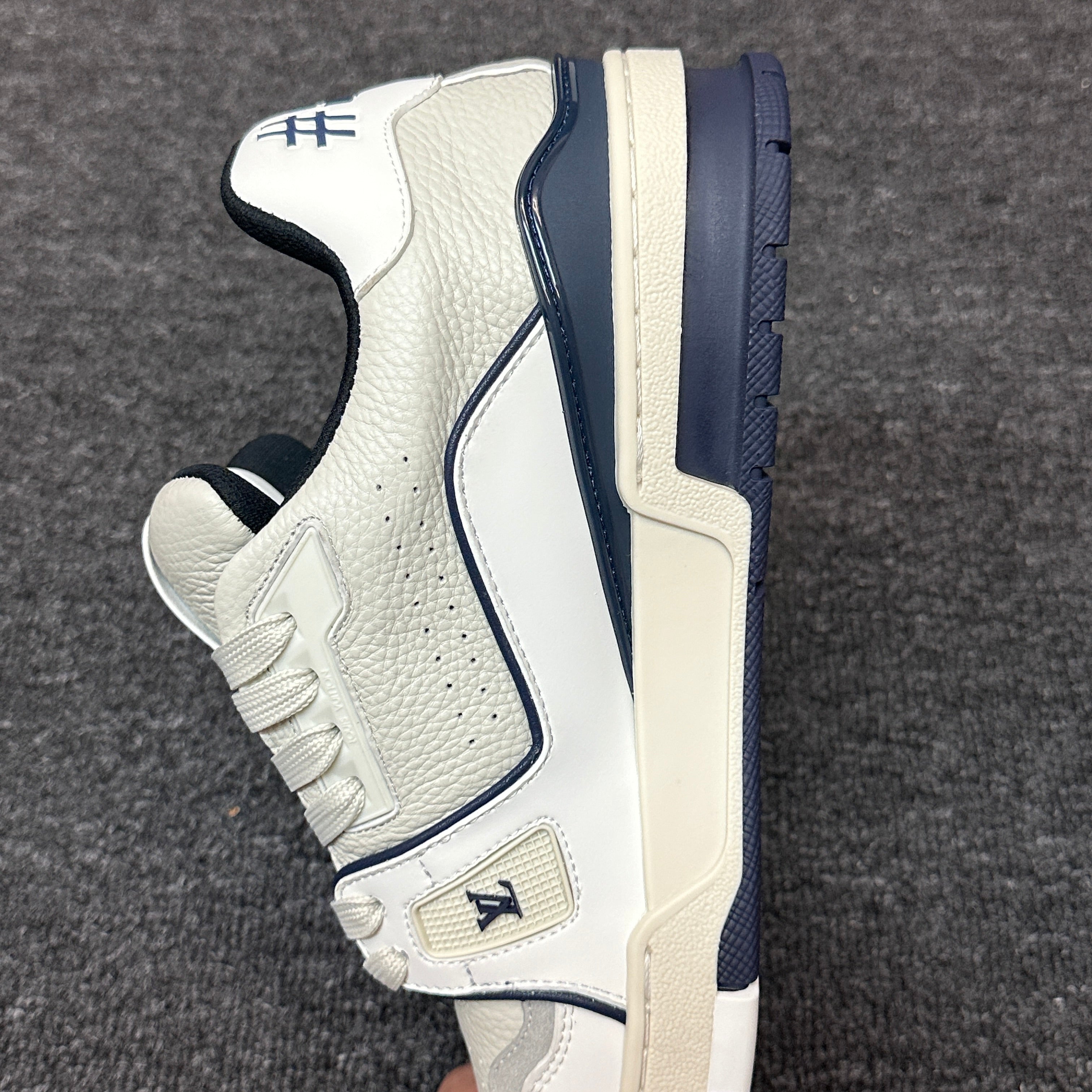 LOUIS VUITTON BOARD SKATES White-blue