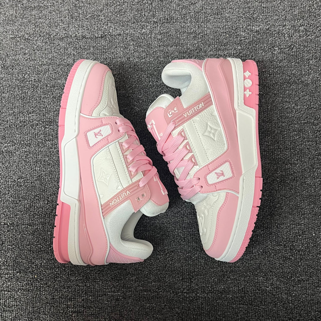 LOUIS VUITTON Trainer White powder