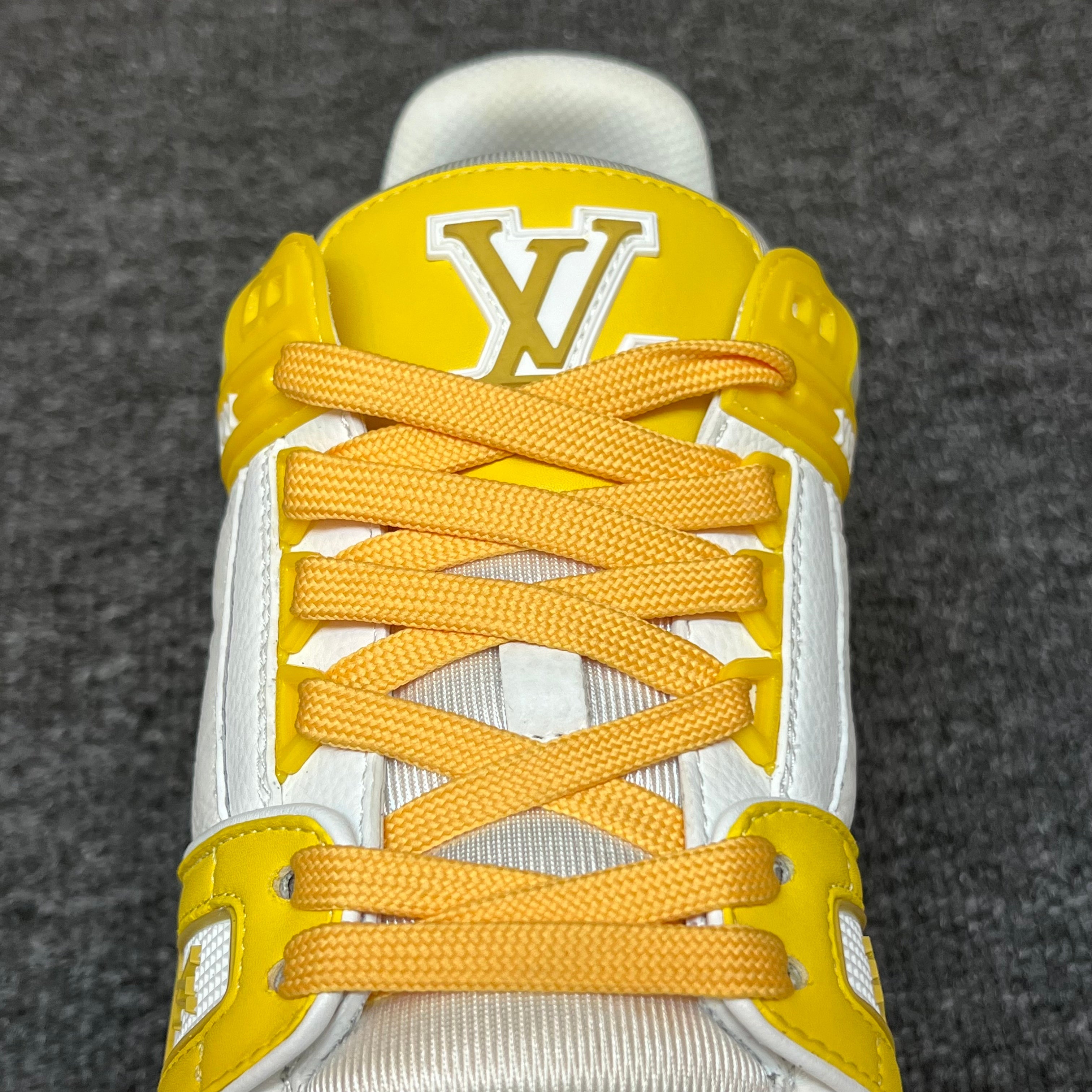 LOUIS VUITTON Trainer White Yellow