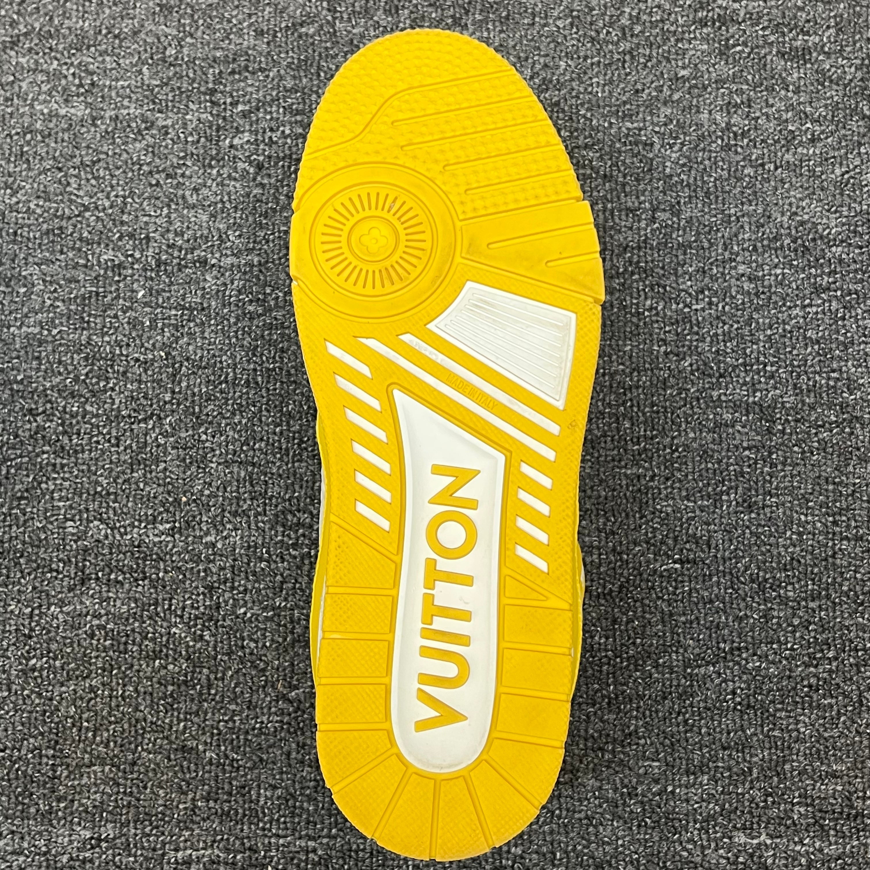 LOUIS VUITTON Trainer White Yellow