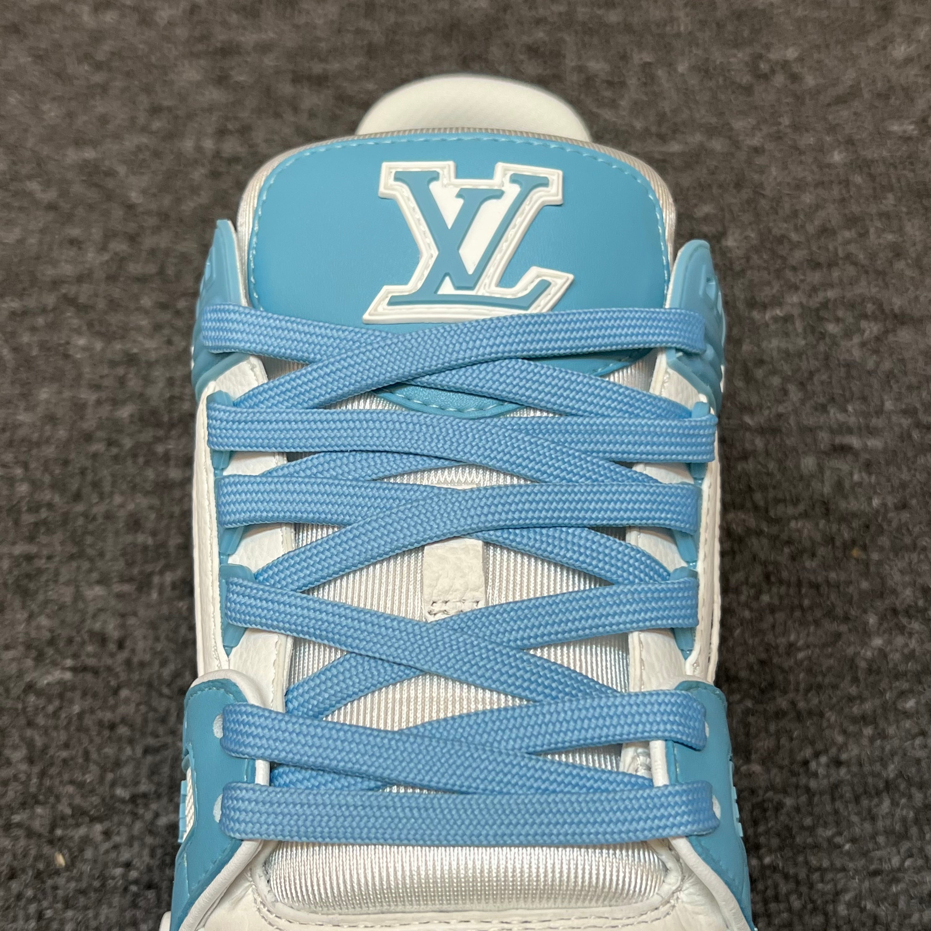 LOUIS VUITTON Trainer White White-blue