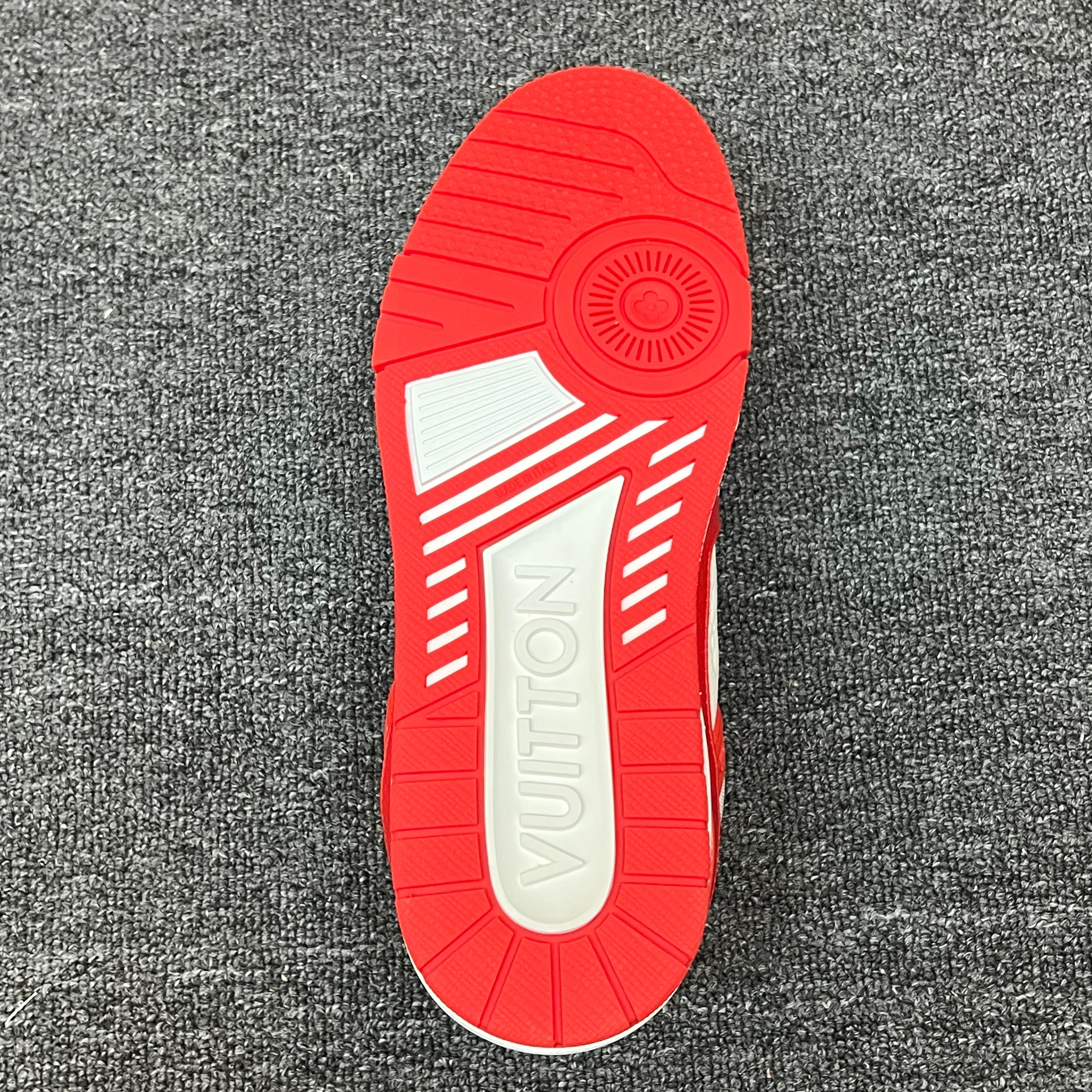 LOUIS VUITTON Trainer White White-red