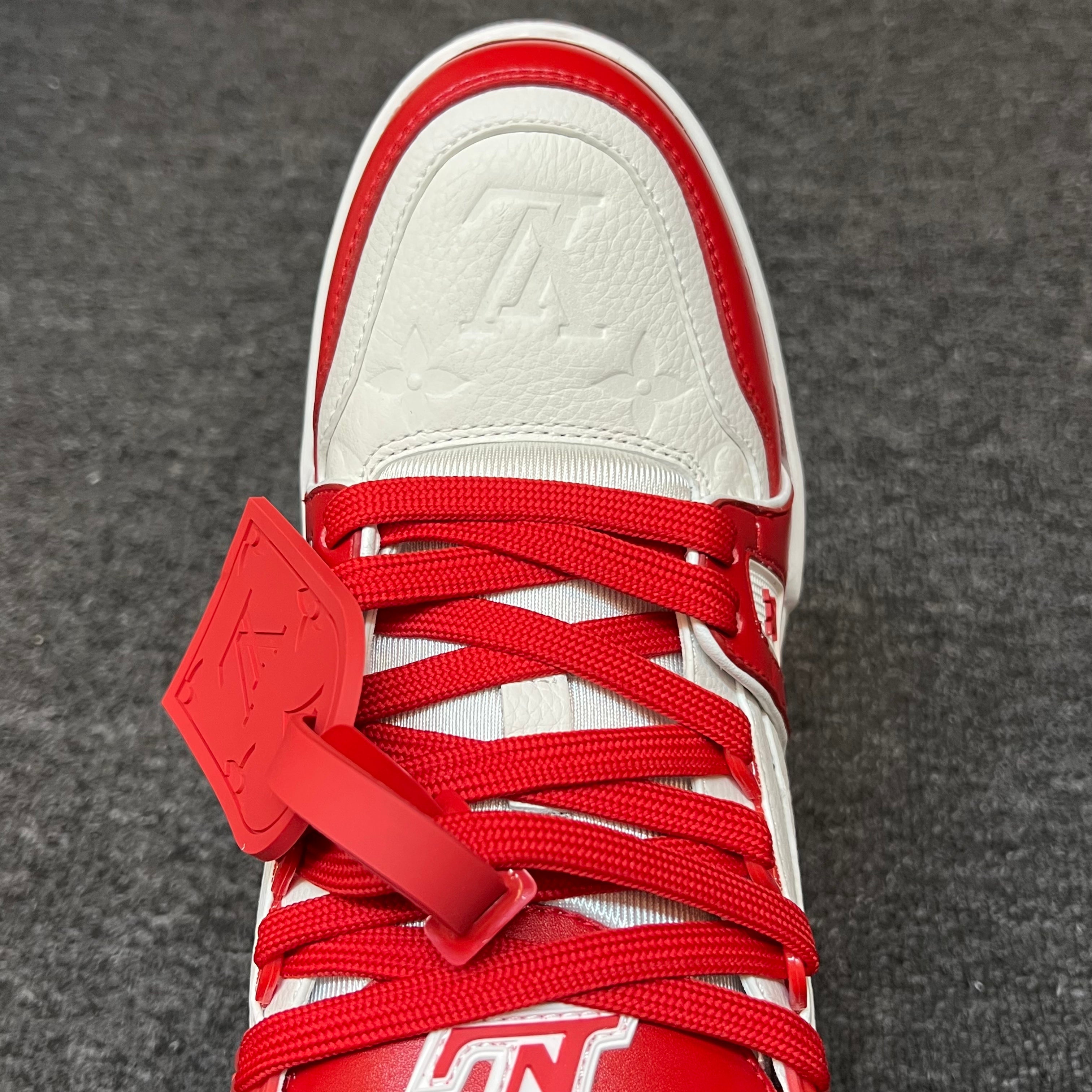 LOUIS VUITTON Trainer White White-red