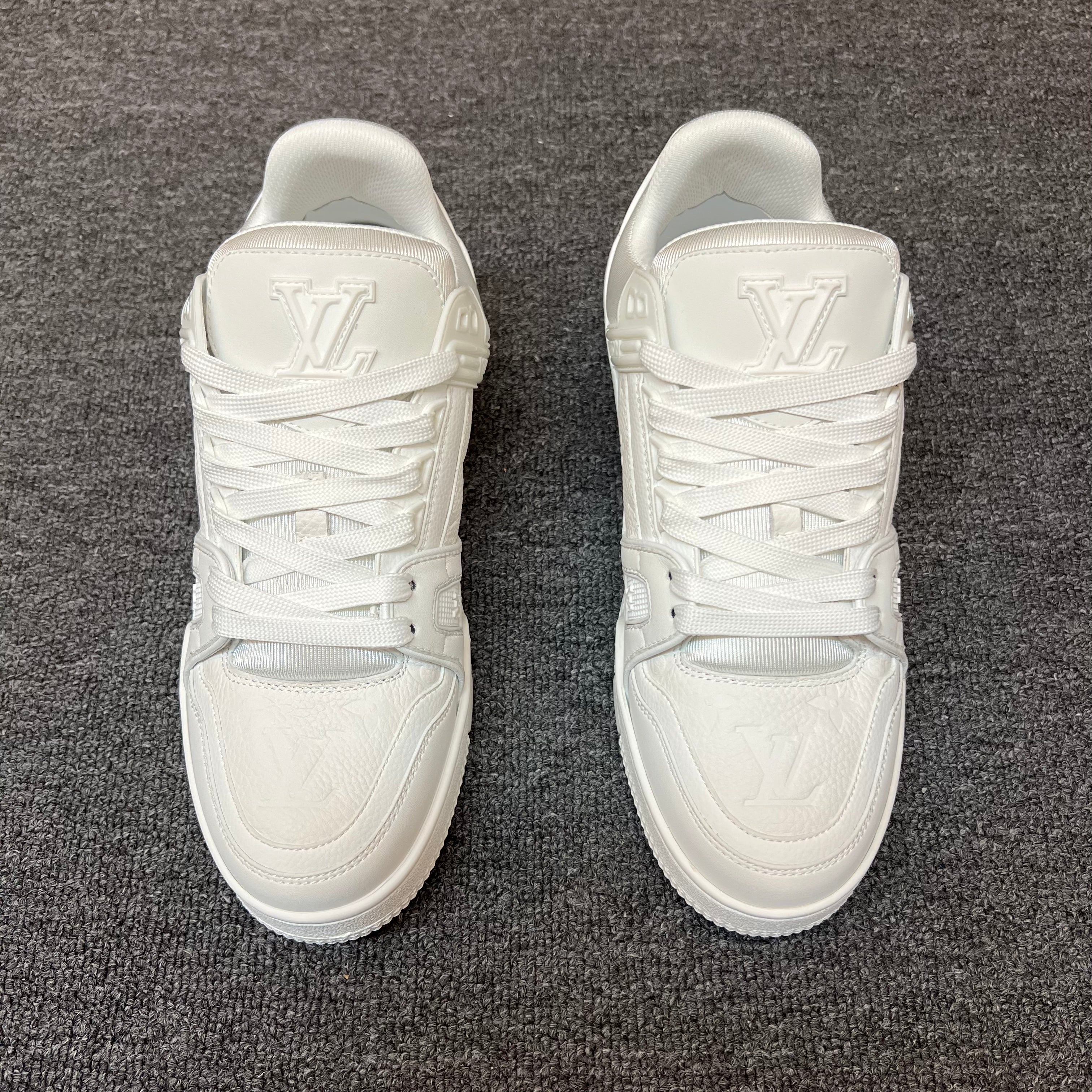 LOUIS VUITTON TrainerWhite White