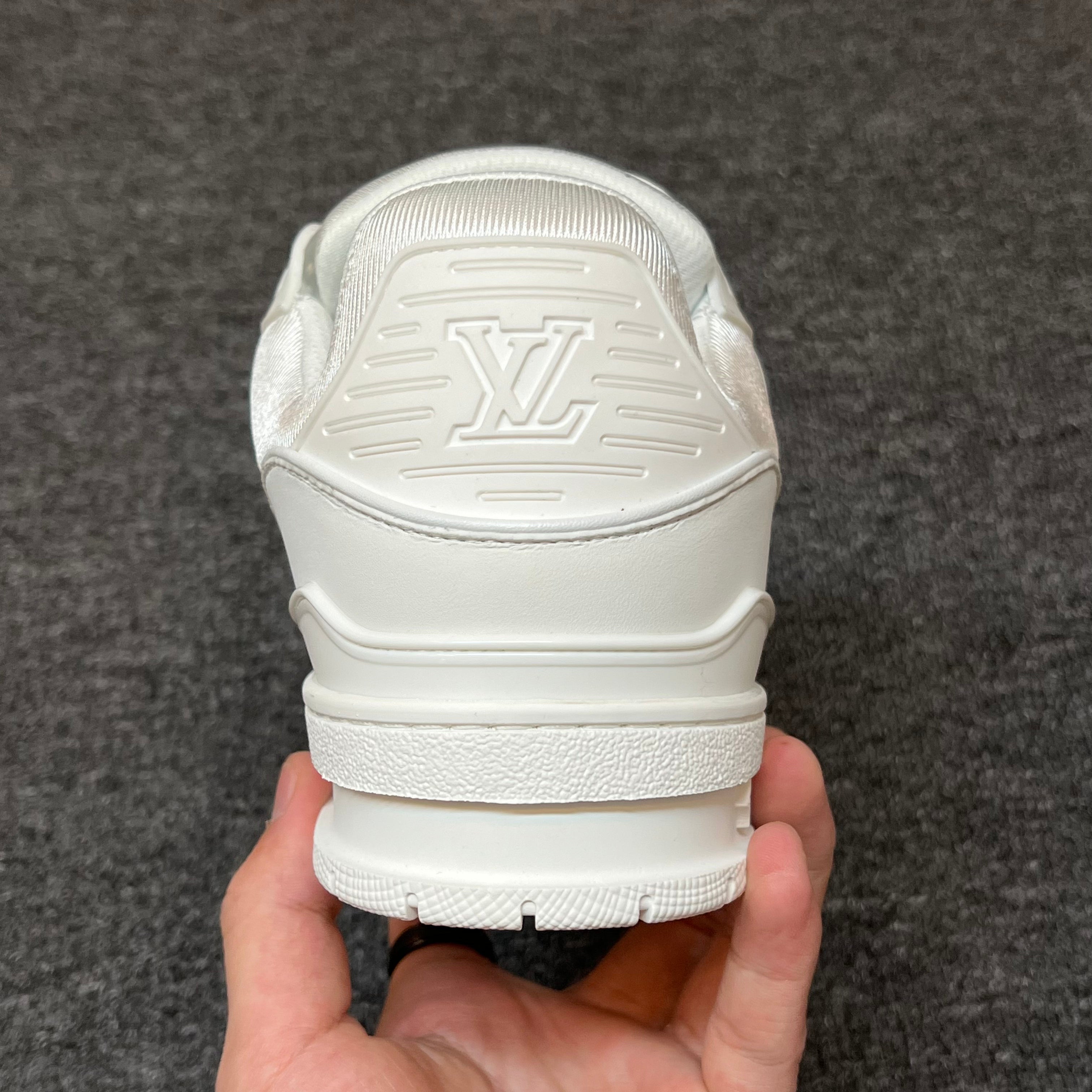 LOUIS VUITTON TrainerWhite White