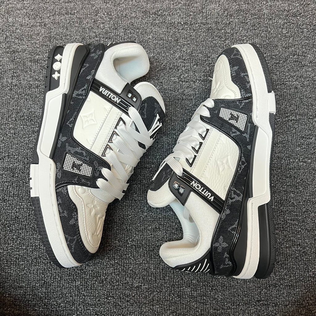 LOUIS VUITTON Trainer Black Cowboys