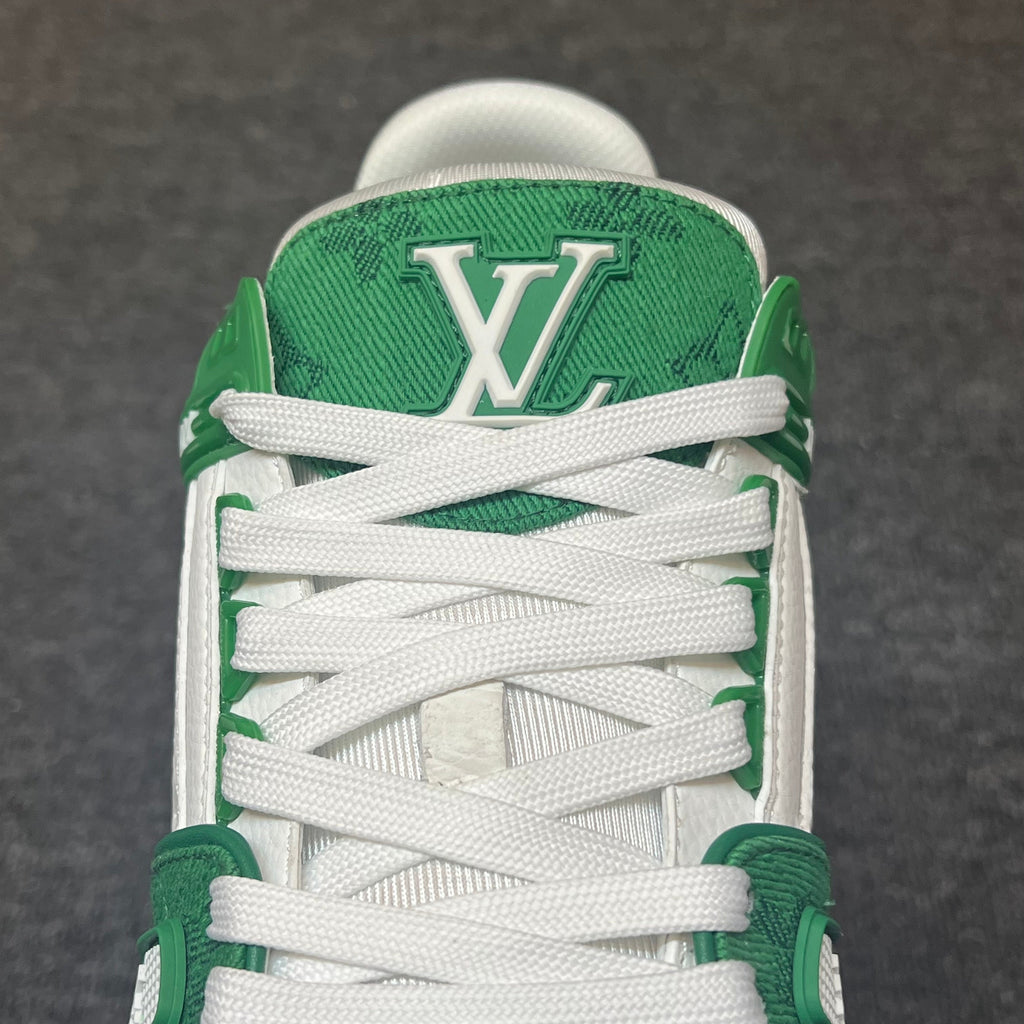 LOUIS VUITTON Trainer White green