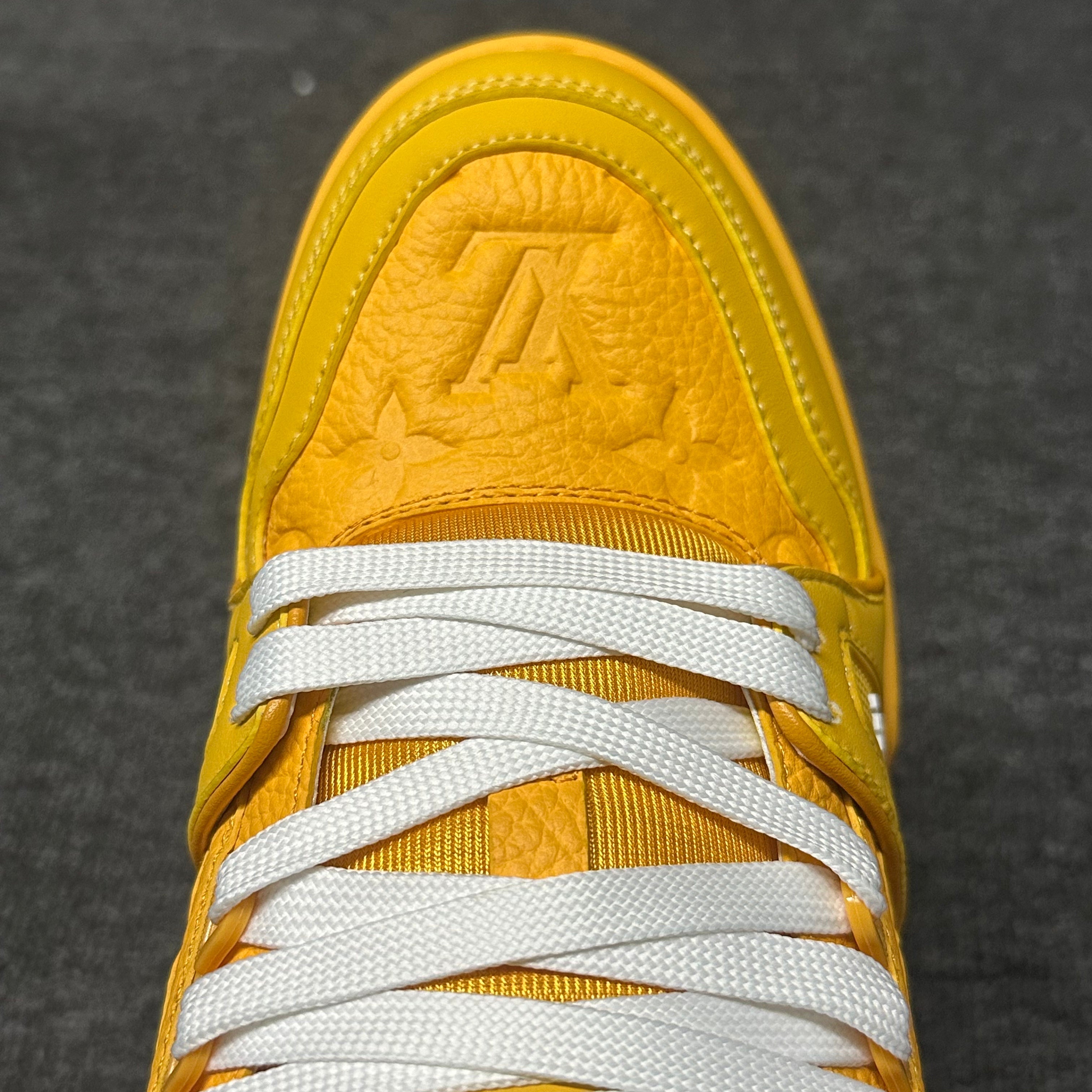 LOUIS VUITTON Trainer yellow