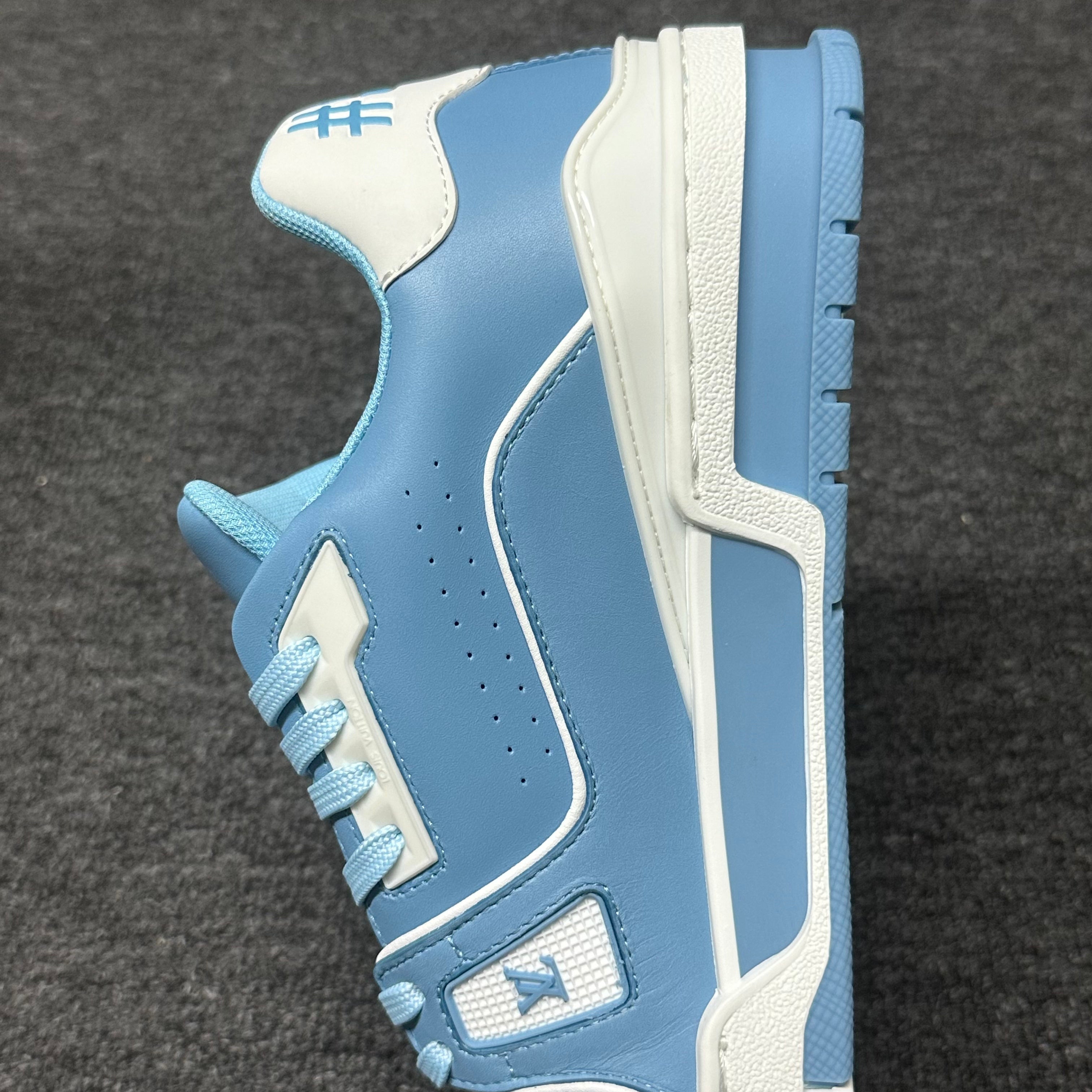LOUIS VUITTON BOARD SKATES Shallow blue
