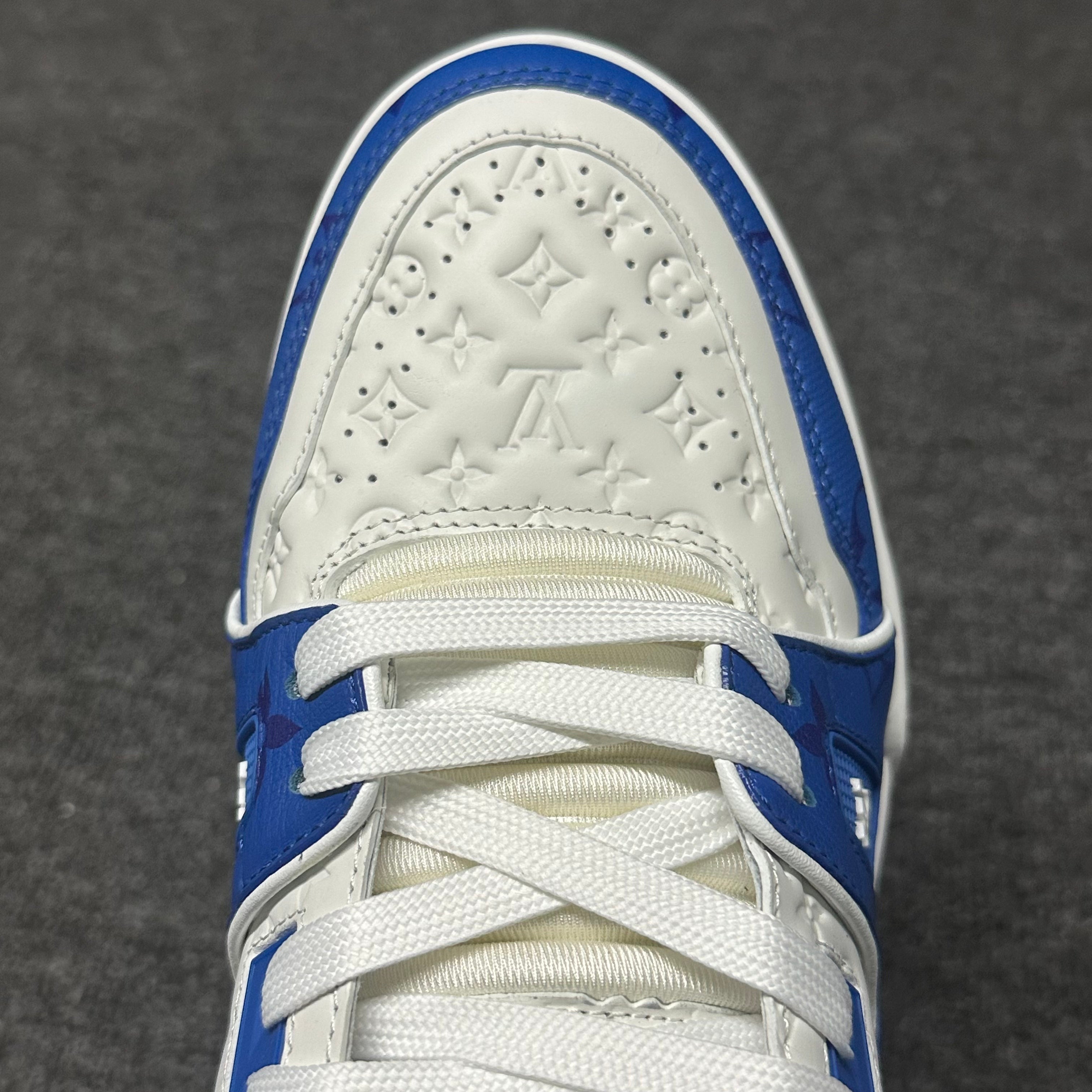 LOUIS VUITTON BOARD SKATES Shallow blue