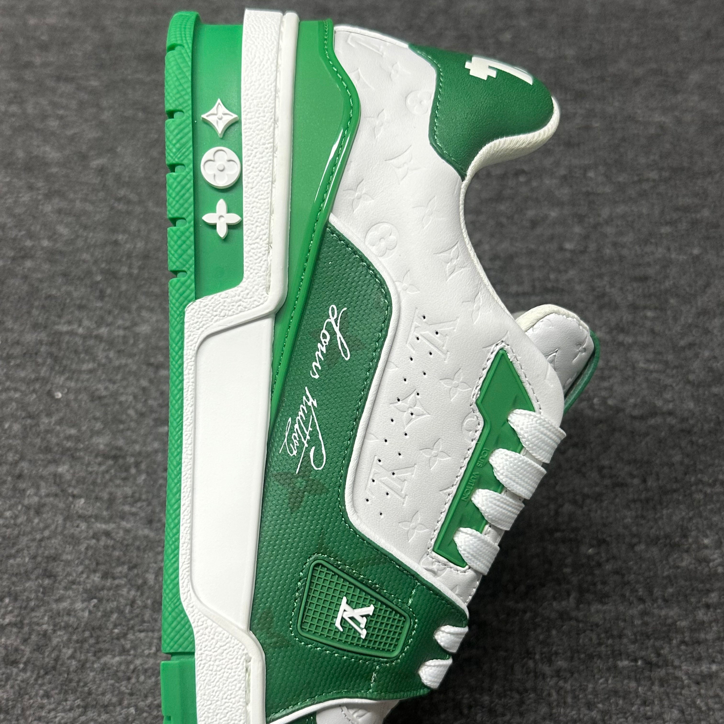 LOUIS VUITTON BOARD SKATES White green