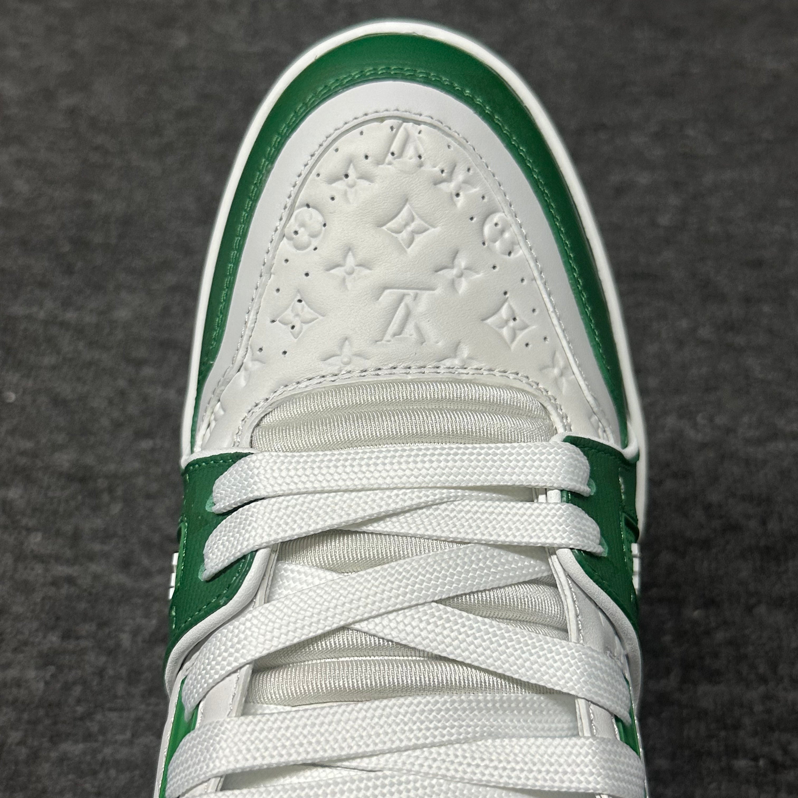 LOUIS VUITTON BOARD SKATES White green