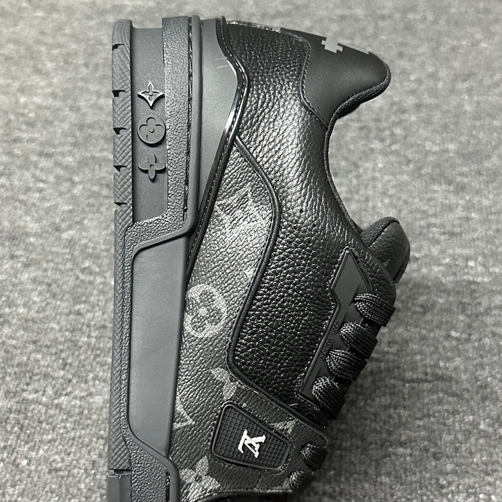 LOUIS VUITTON BOARD SKATES black