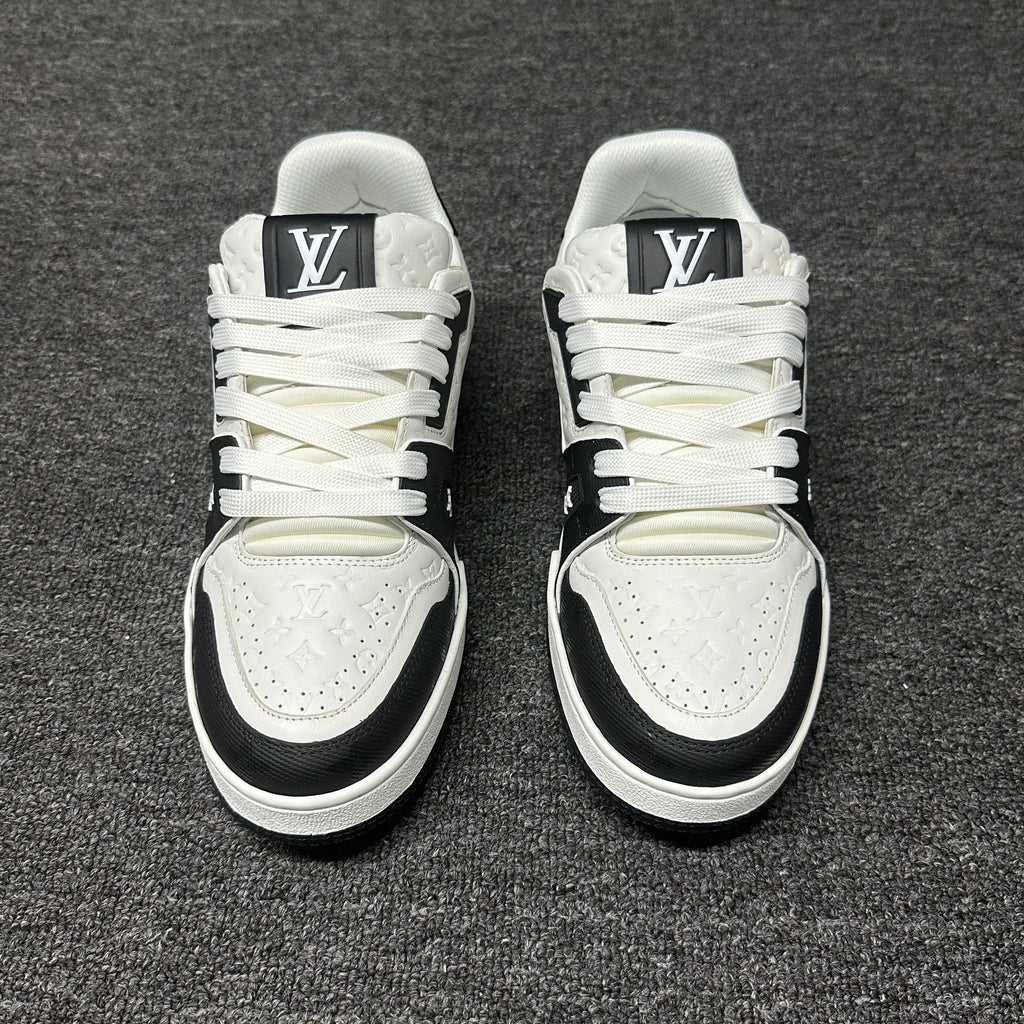 LOUIS VUITTON BOARD SKATES black and white