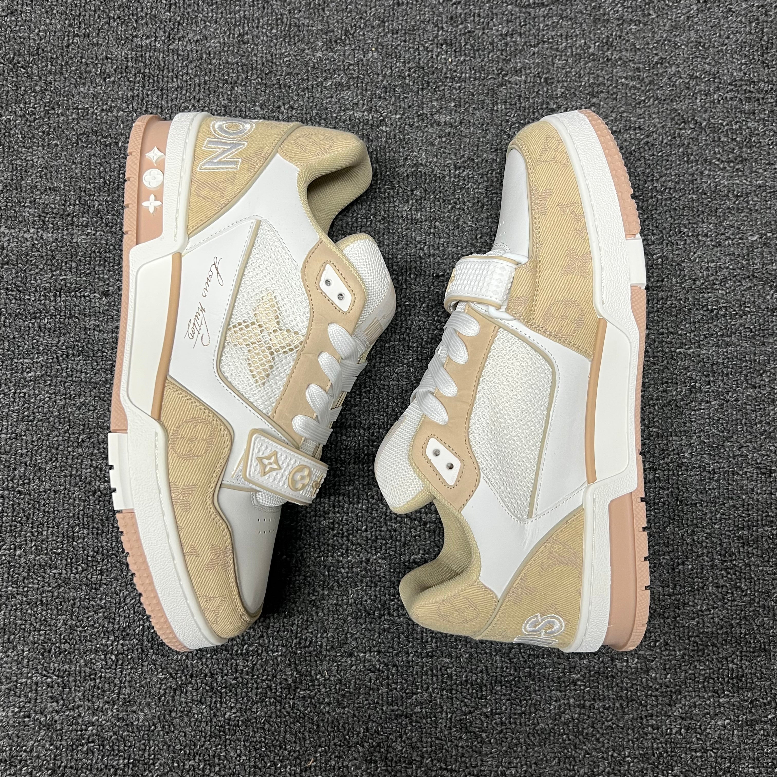 LOUIS VUITTON BOARD SKATES White-gray-beige