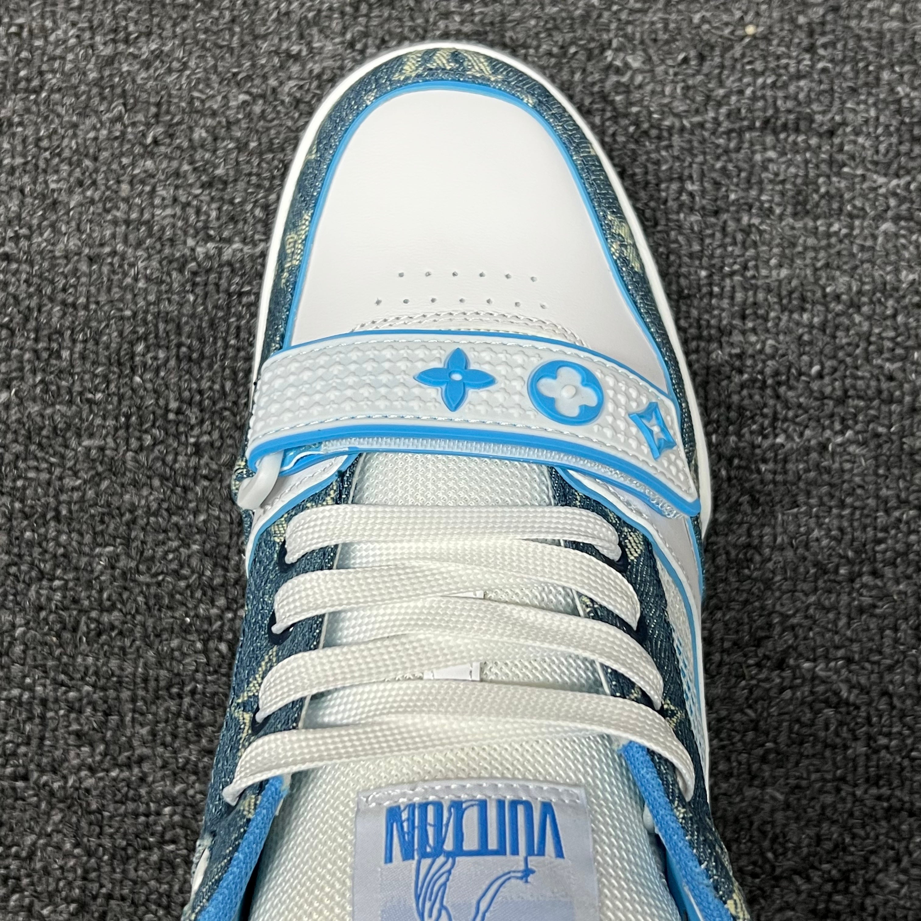 LOUIS VUITTON BOARD SKATES White blue navy blue