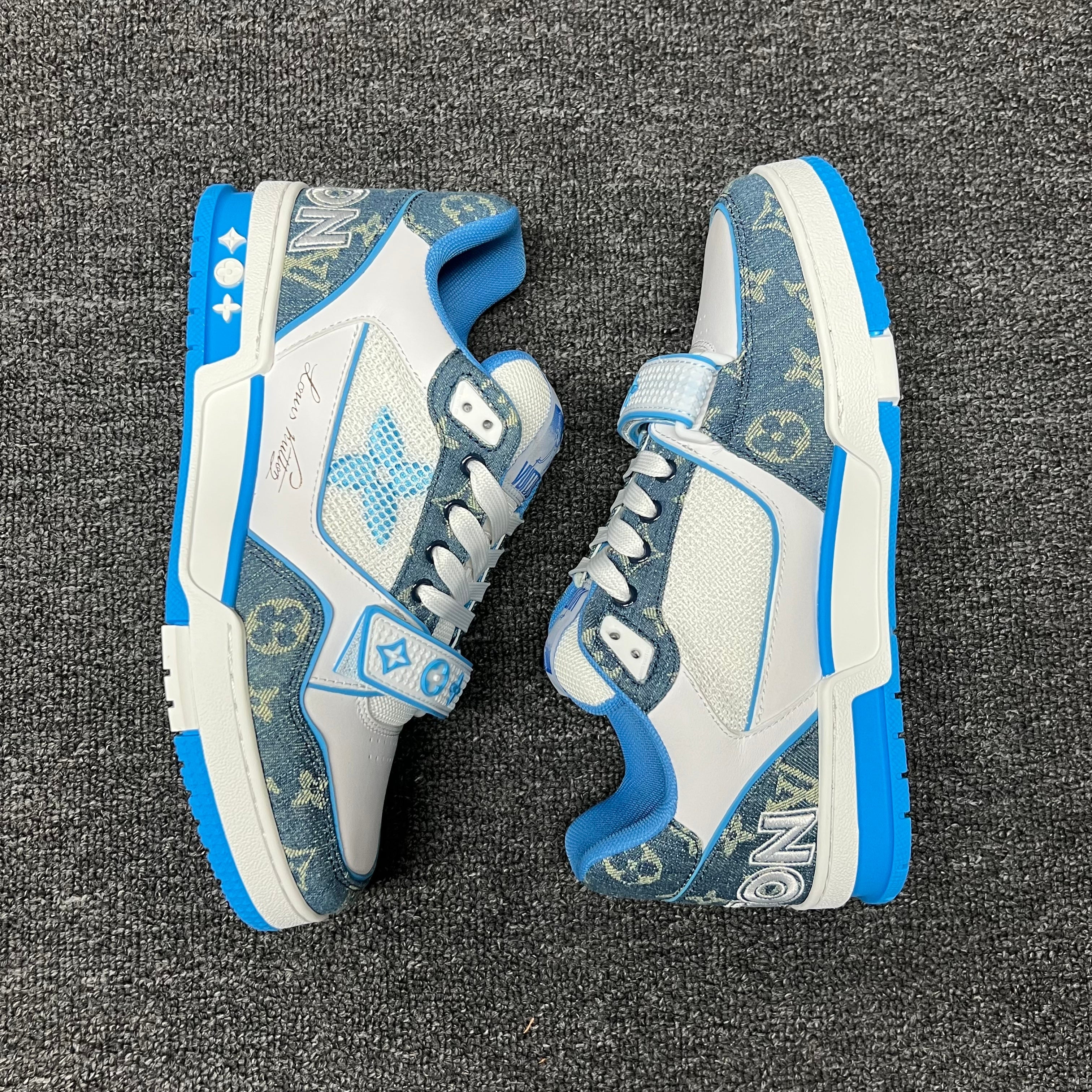 LOUIS VUITTON BOARD SKATES White blue navy blue