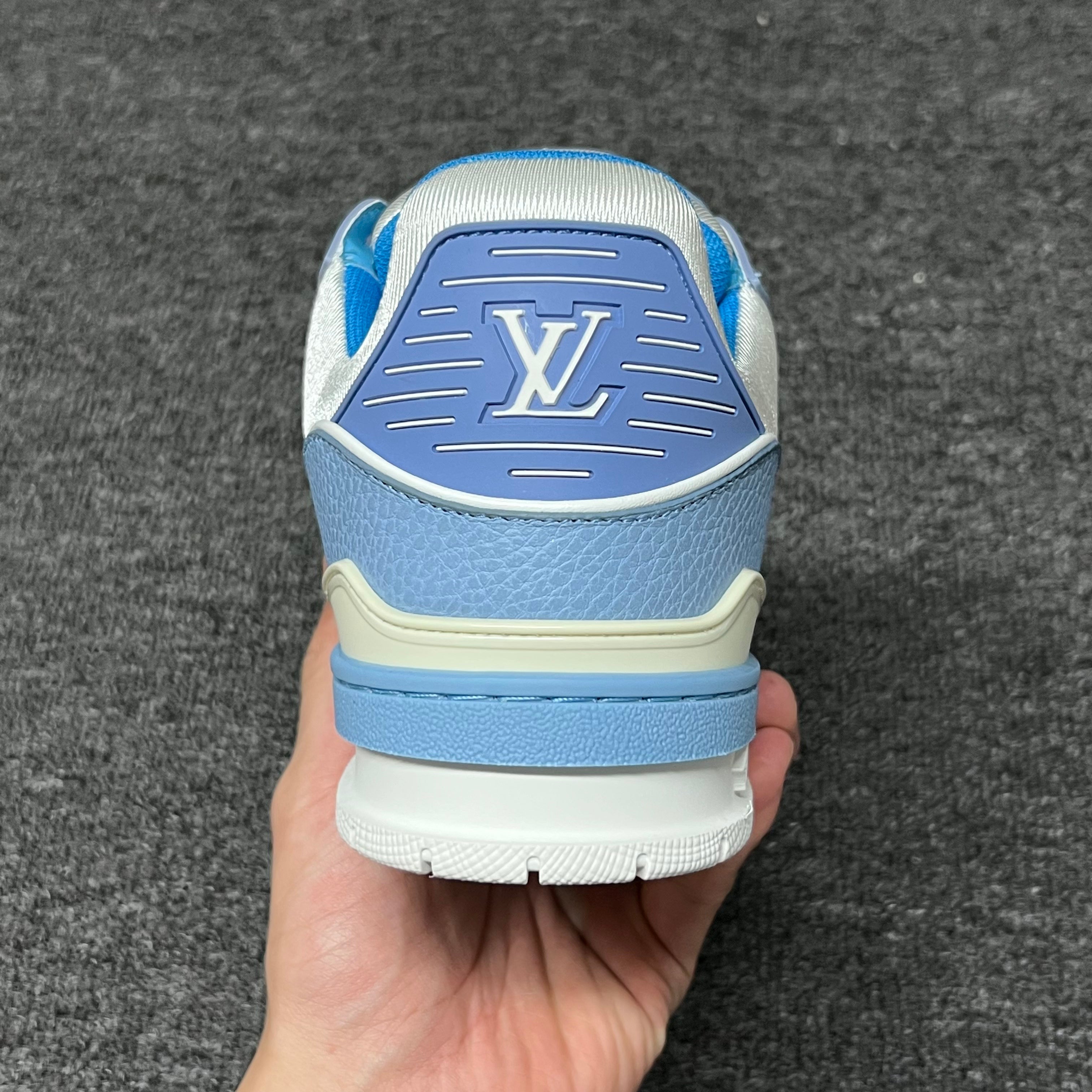 LOUIS VUITTON BOARD SKATES White blue