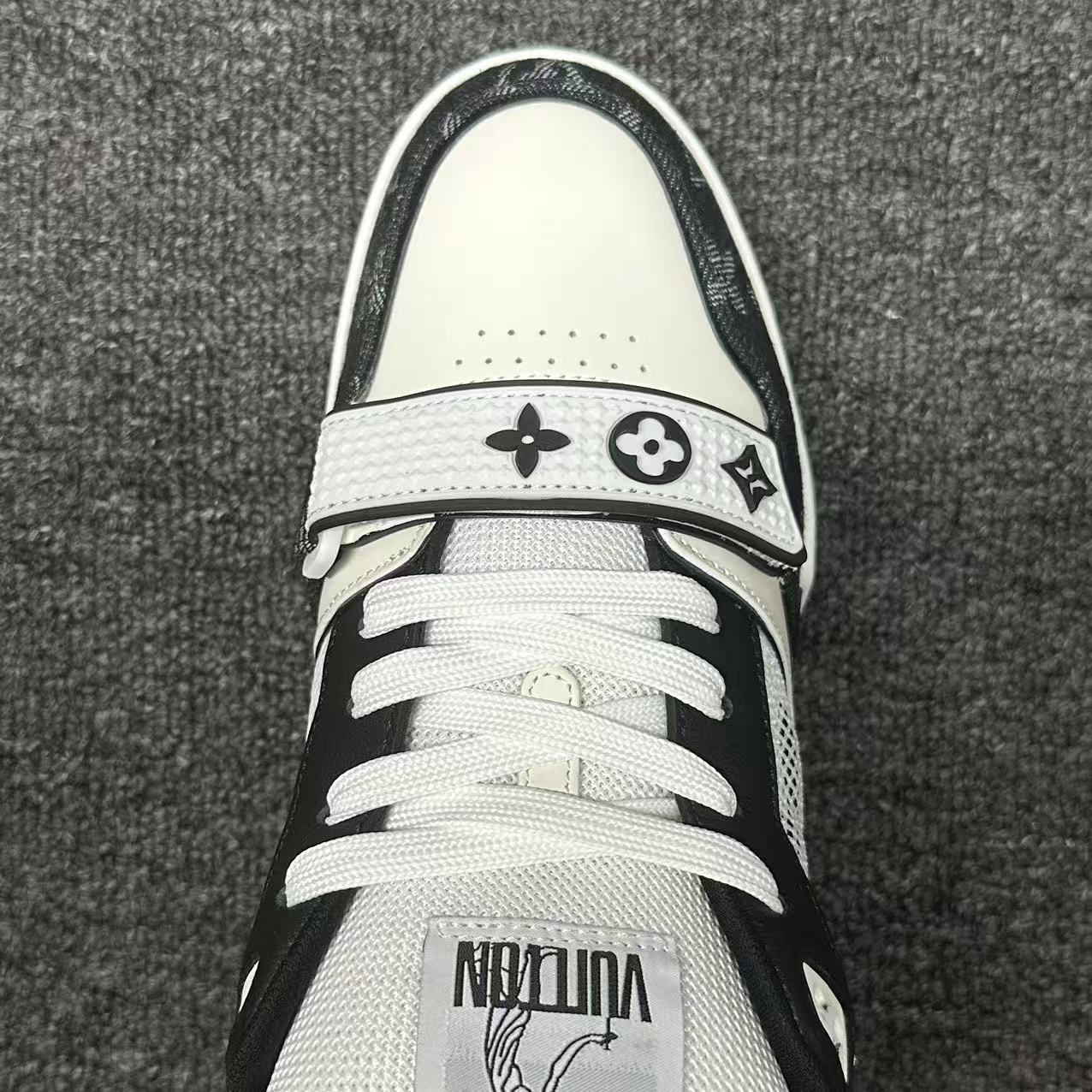 LOUIS VUITTON BOARD SKATES White-black