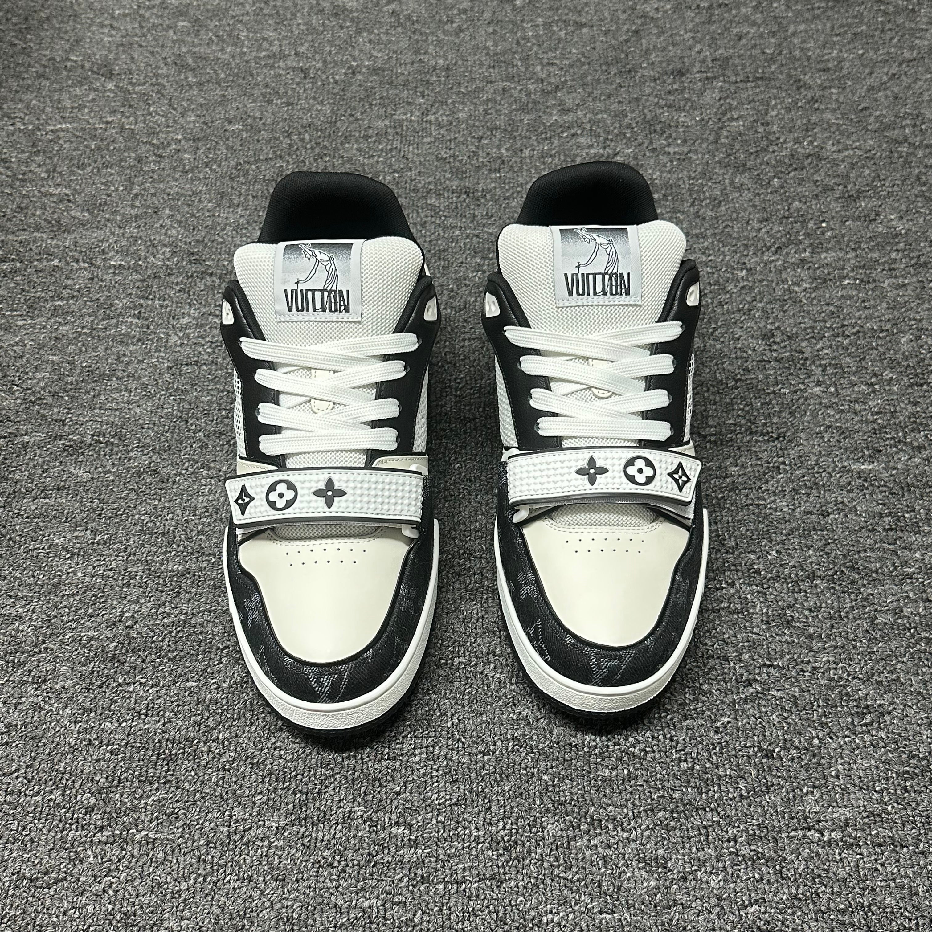 LOUIS VUITTON BOARD SKATES White-black