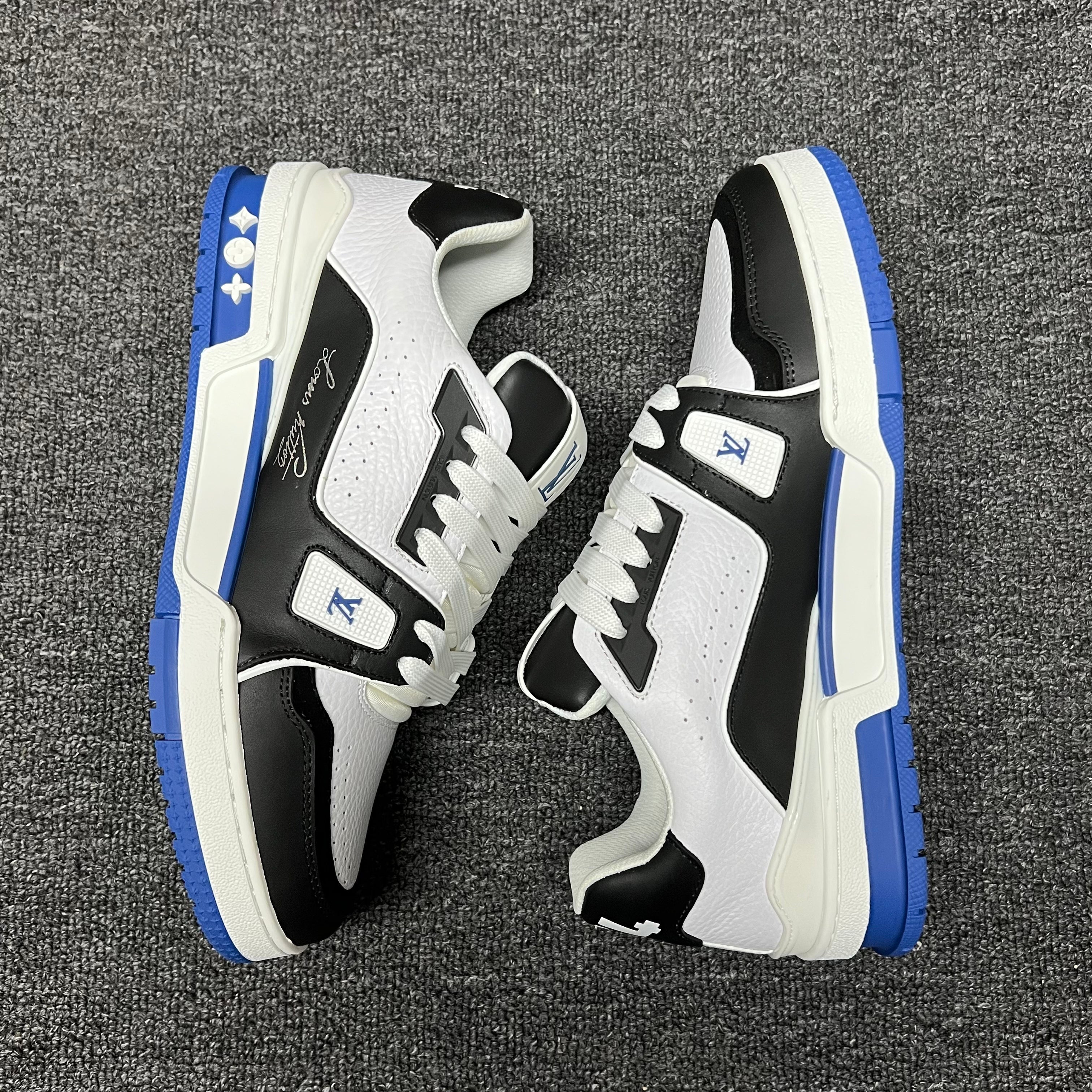 LOUIS VUITTON BOARD SKATES blue
