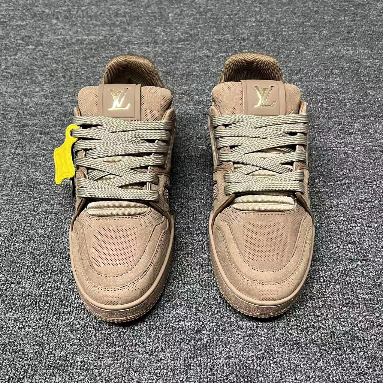 LOUIS VUITTON BOARD SKATES Light brown