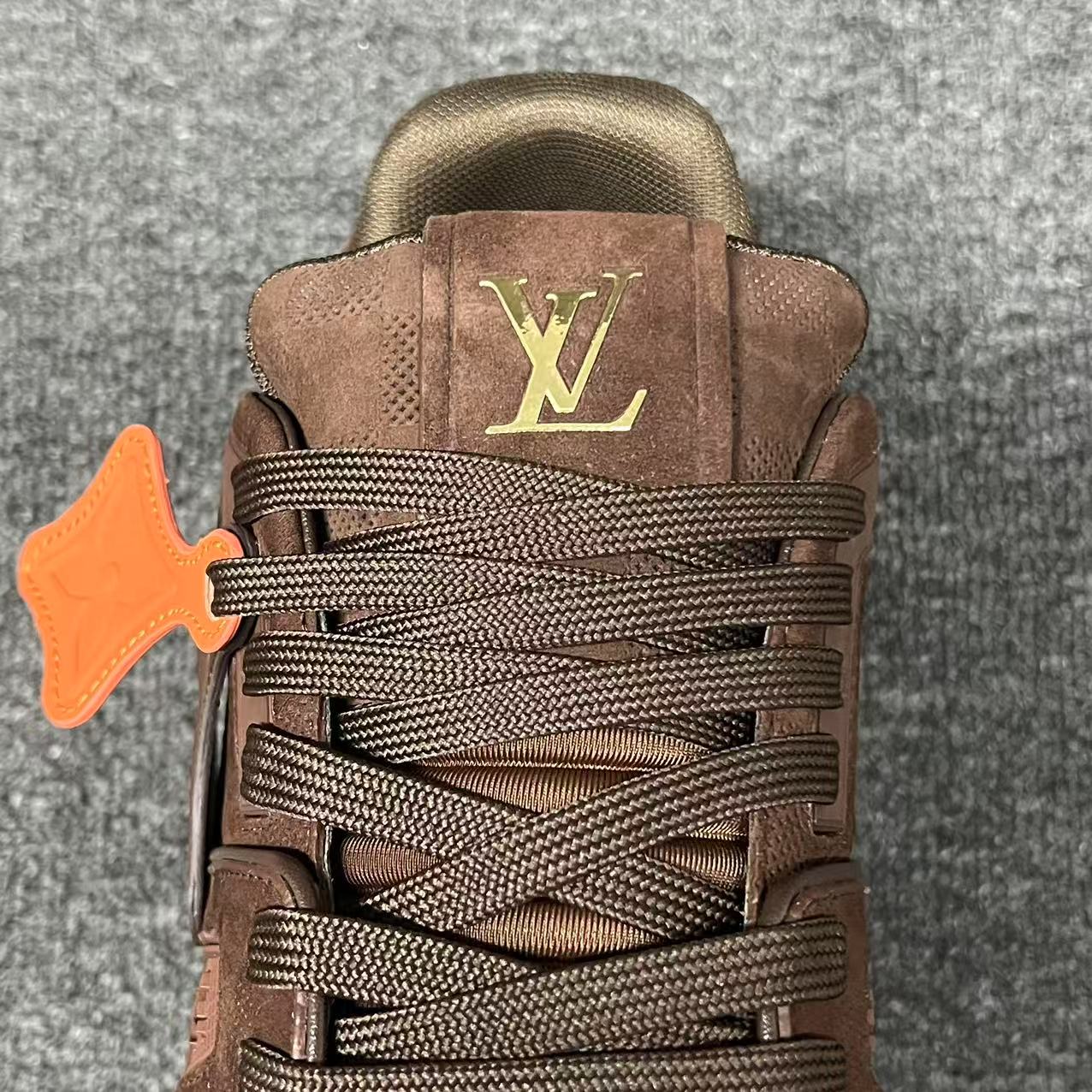 LOUIS VUITTON BOARD SKATES Dark brown