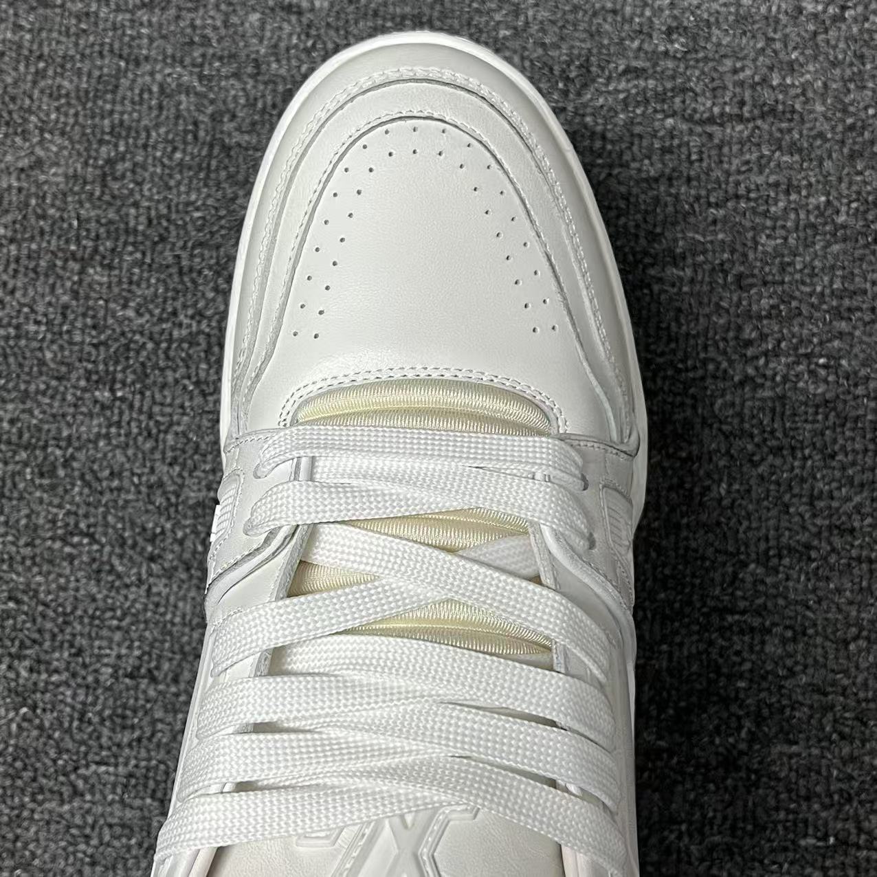 LOUIS VUITTON BOARD SKATES White Cowboy