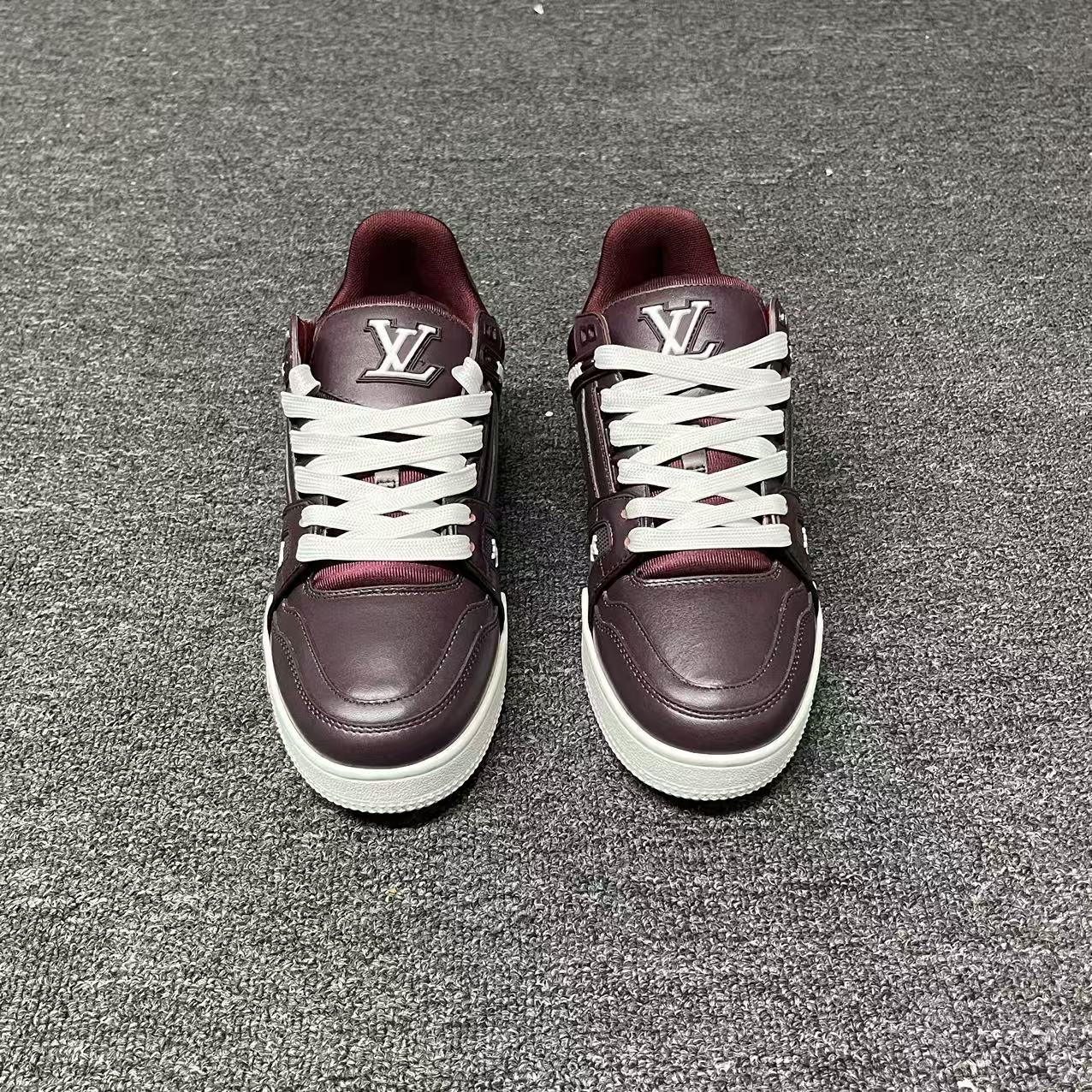 LOUIS VUITTON BOARD SKATES Purple brown