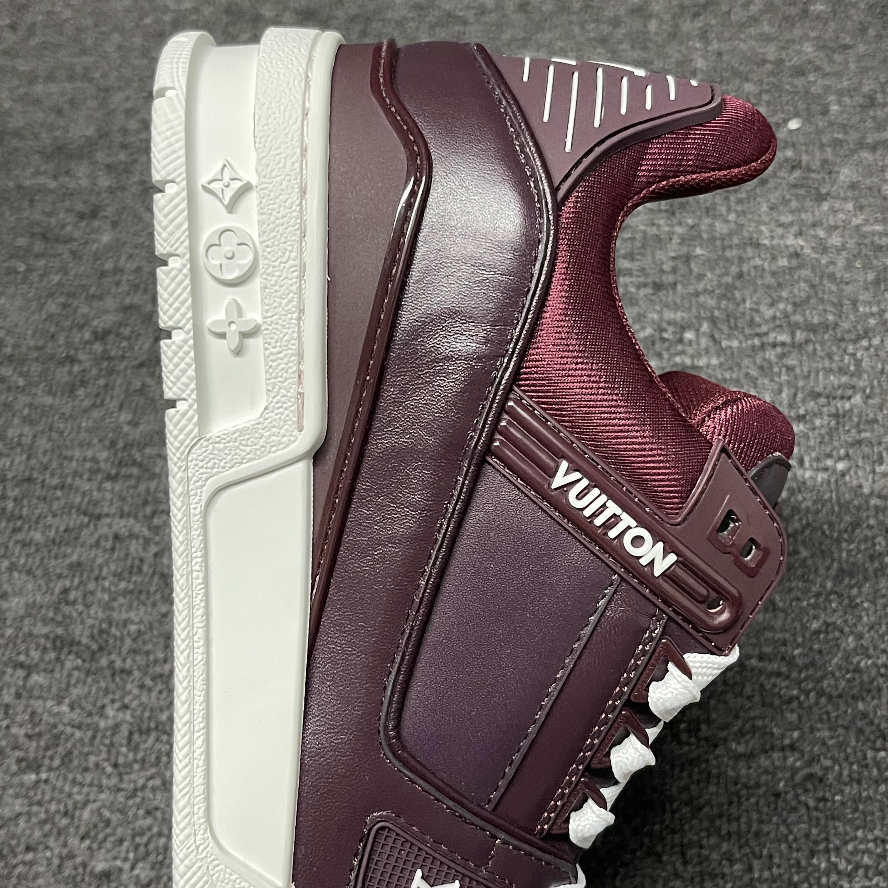 LOUIS VUITTON BOARD SKATES Purple brown