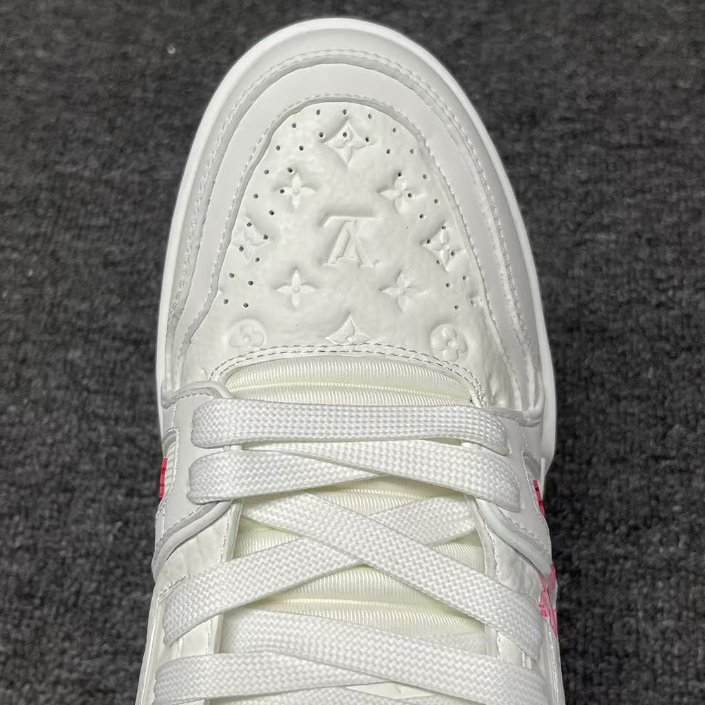 LOUIS VUITTON BOARD SKATES Powder and white